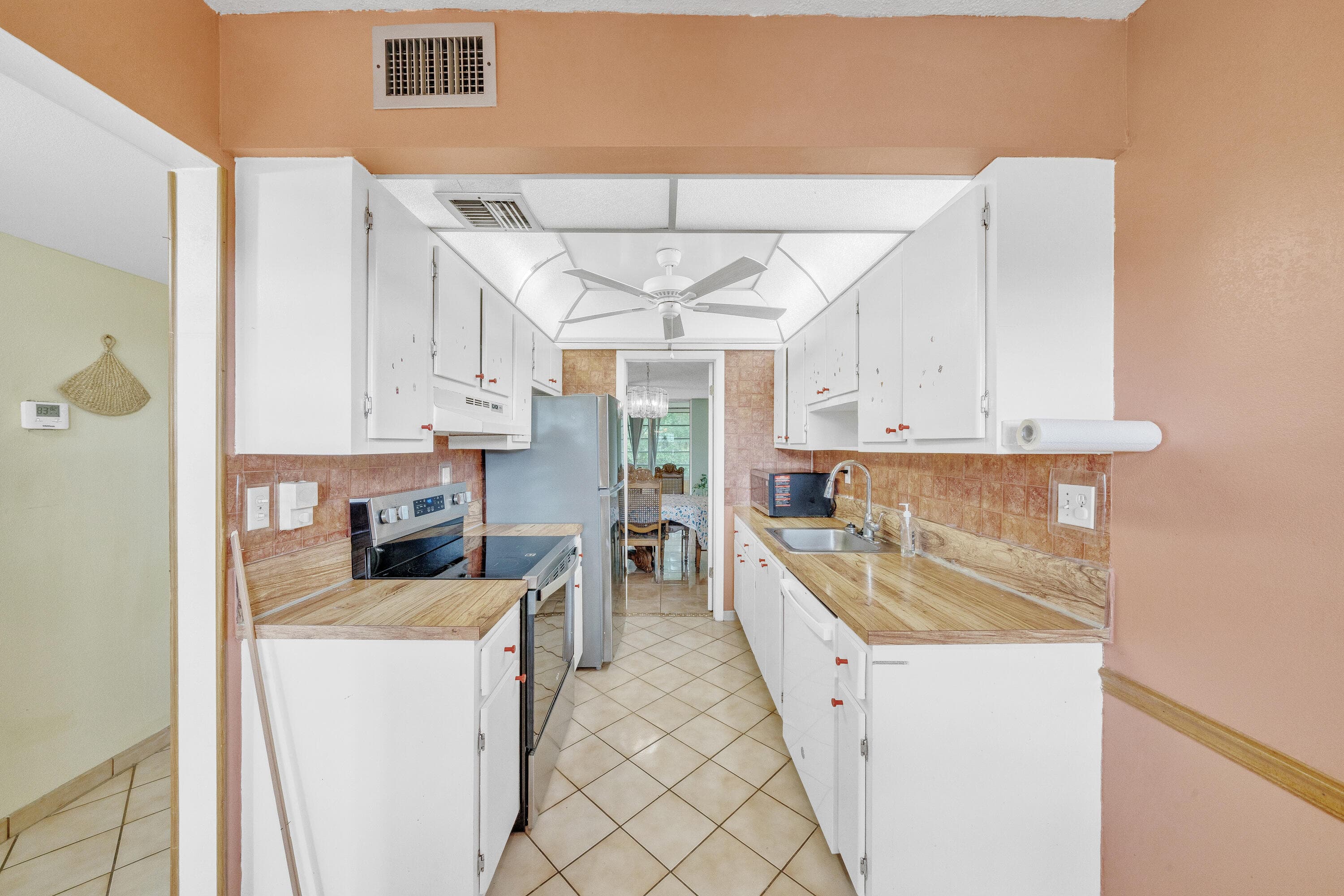 3070 NW 48th Terrace 405, Lauderdale Lakes, FL 33313 — photo 7 of 26
