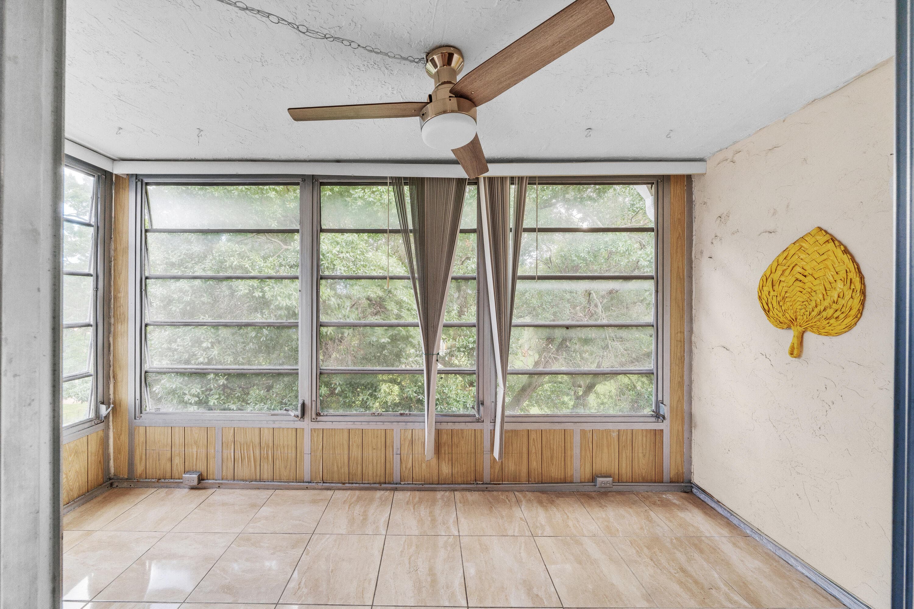 3070 NW 48th Terrace 405, Lauderdale Lakes, FL 33313 — photo 11 of 26