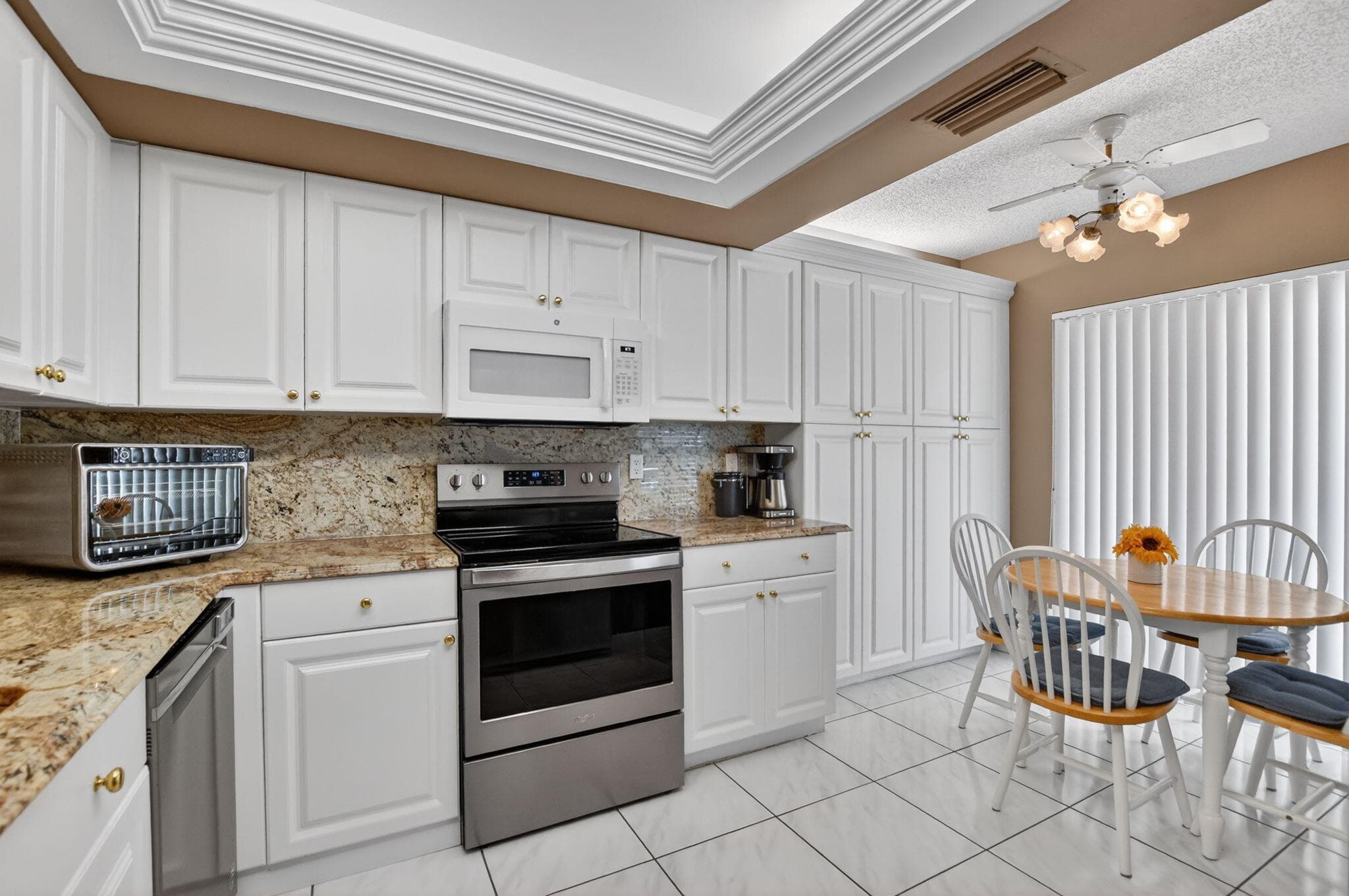 10953 Lake Front Place, Boca Raton, FL 33498 — photo 13 of 40