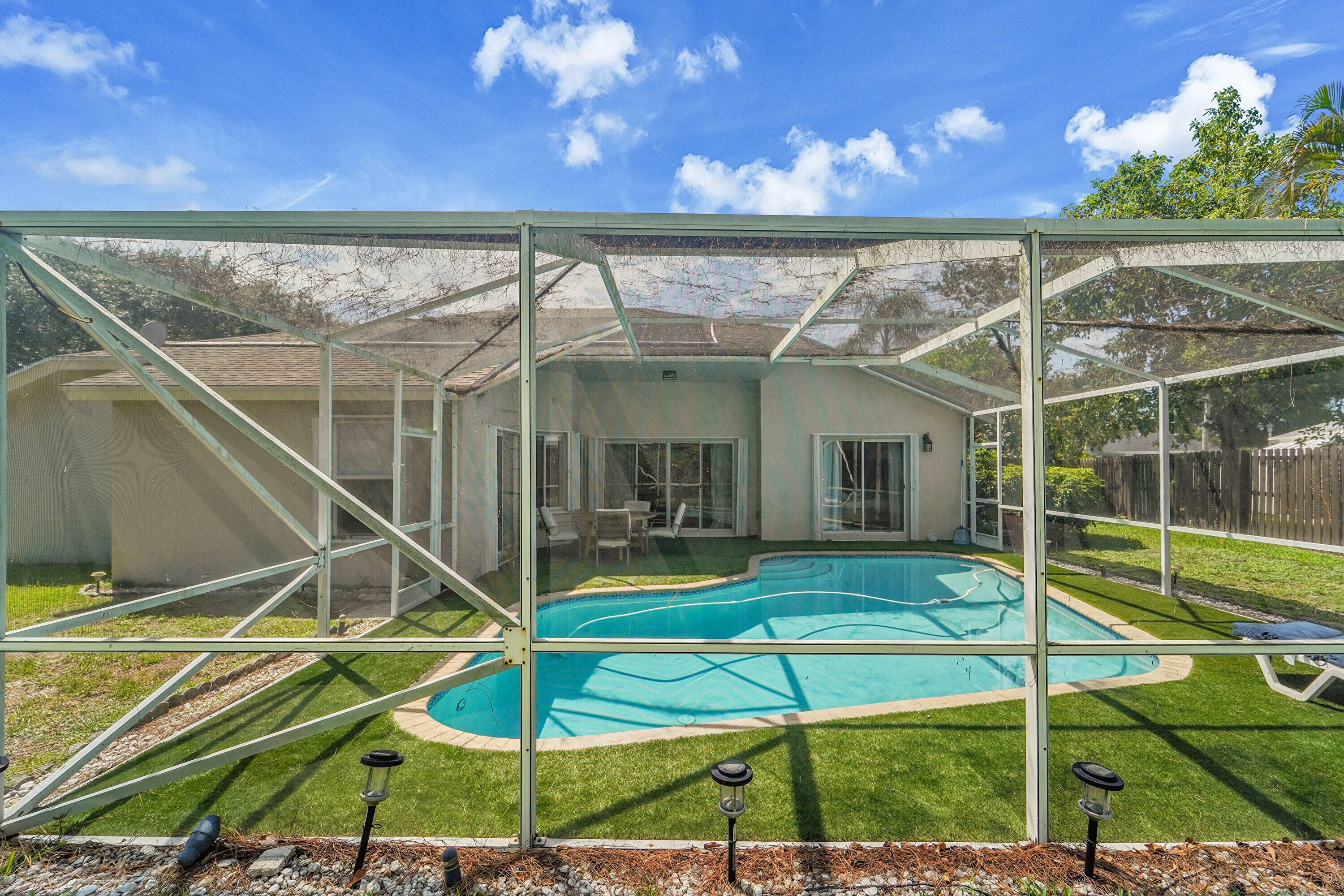 945 Sunflower Avenue, Delray Beach, FL 33445 — photo 31 of 47