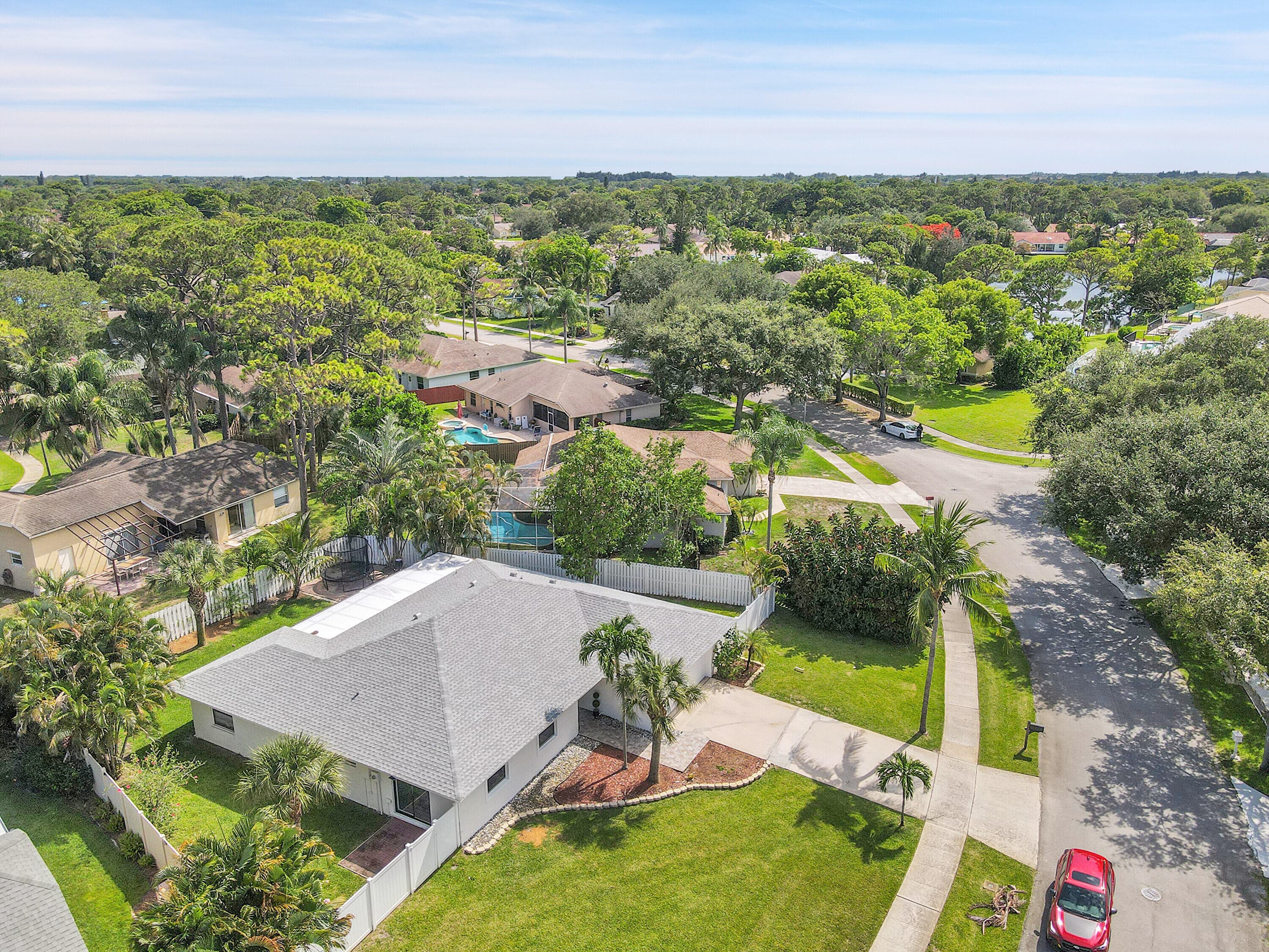945 Sunflower Avenue, Delray Beach, FL 33445 — photo 41 of 47