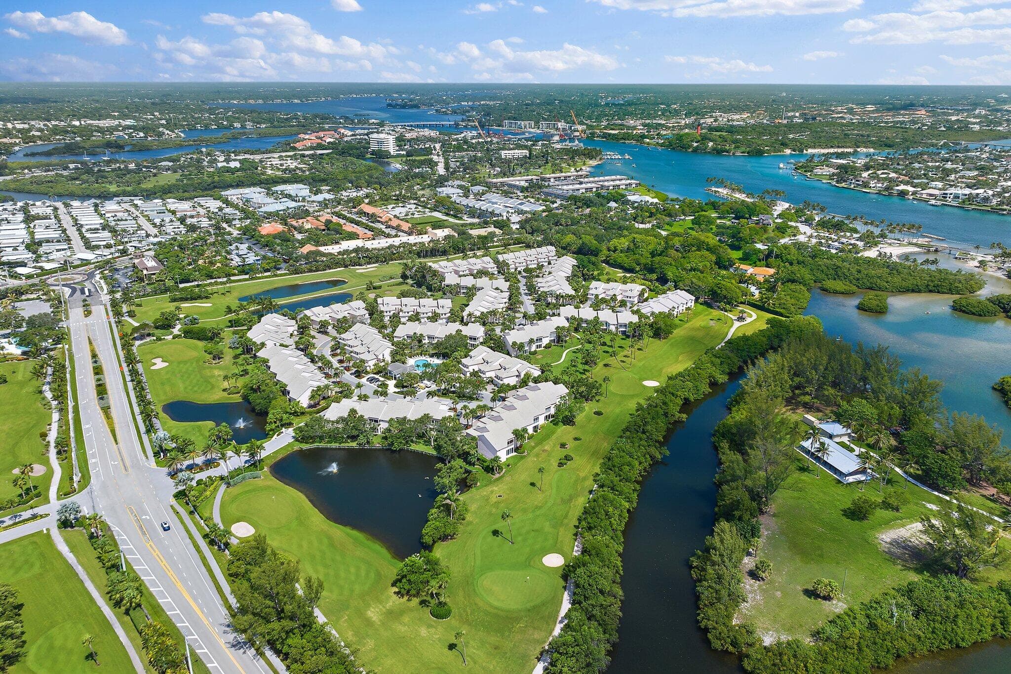 2605 N Fairway Dr Drive N, Jupiter, FL 33477 — photo 11 of 36