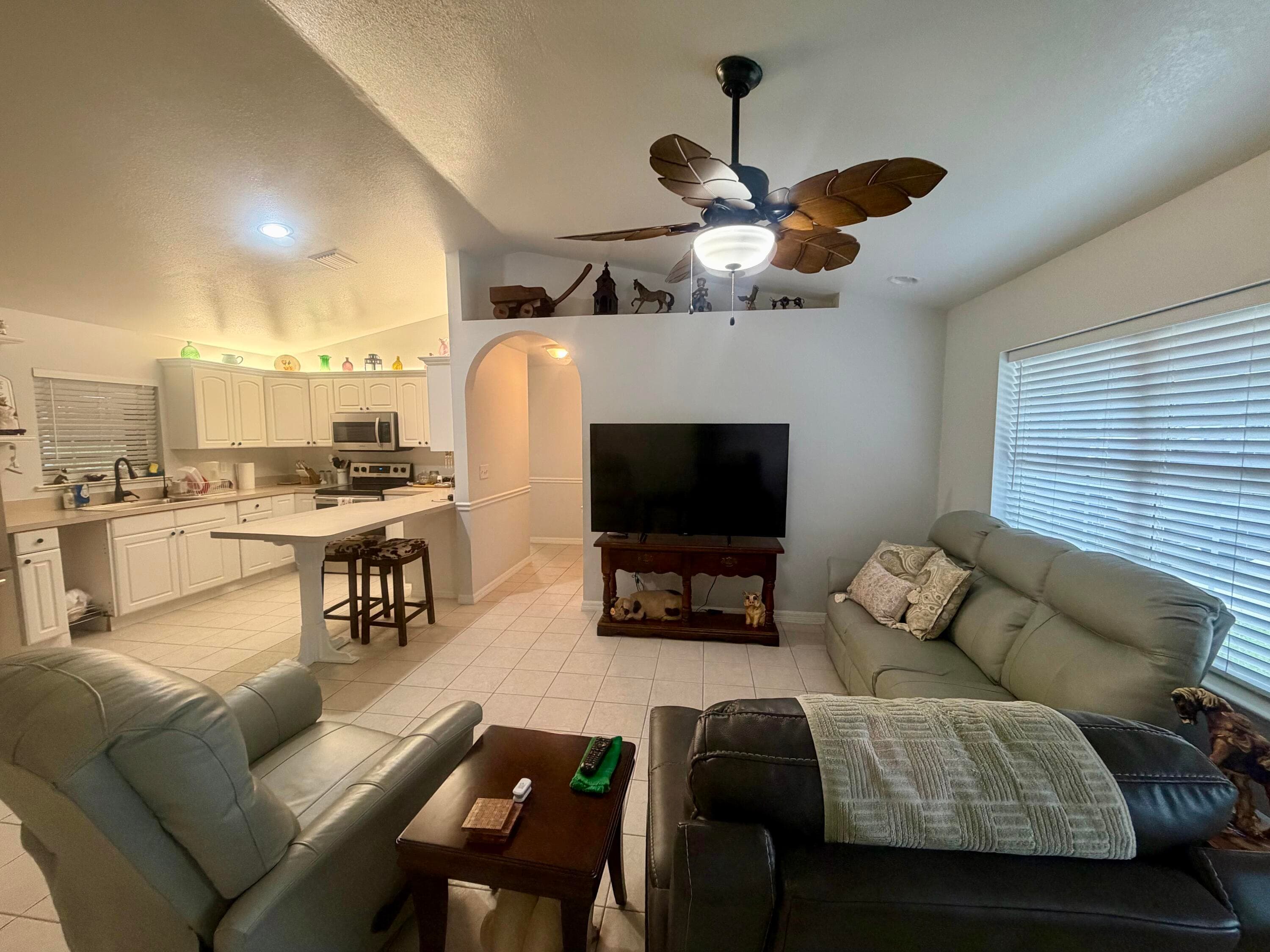 7823 SW 9th Street, Okeechobee, FL 34974 — photo 5 of 21