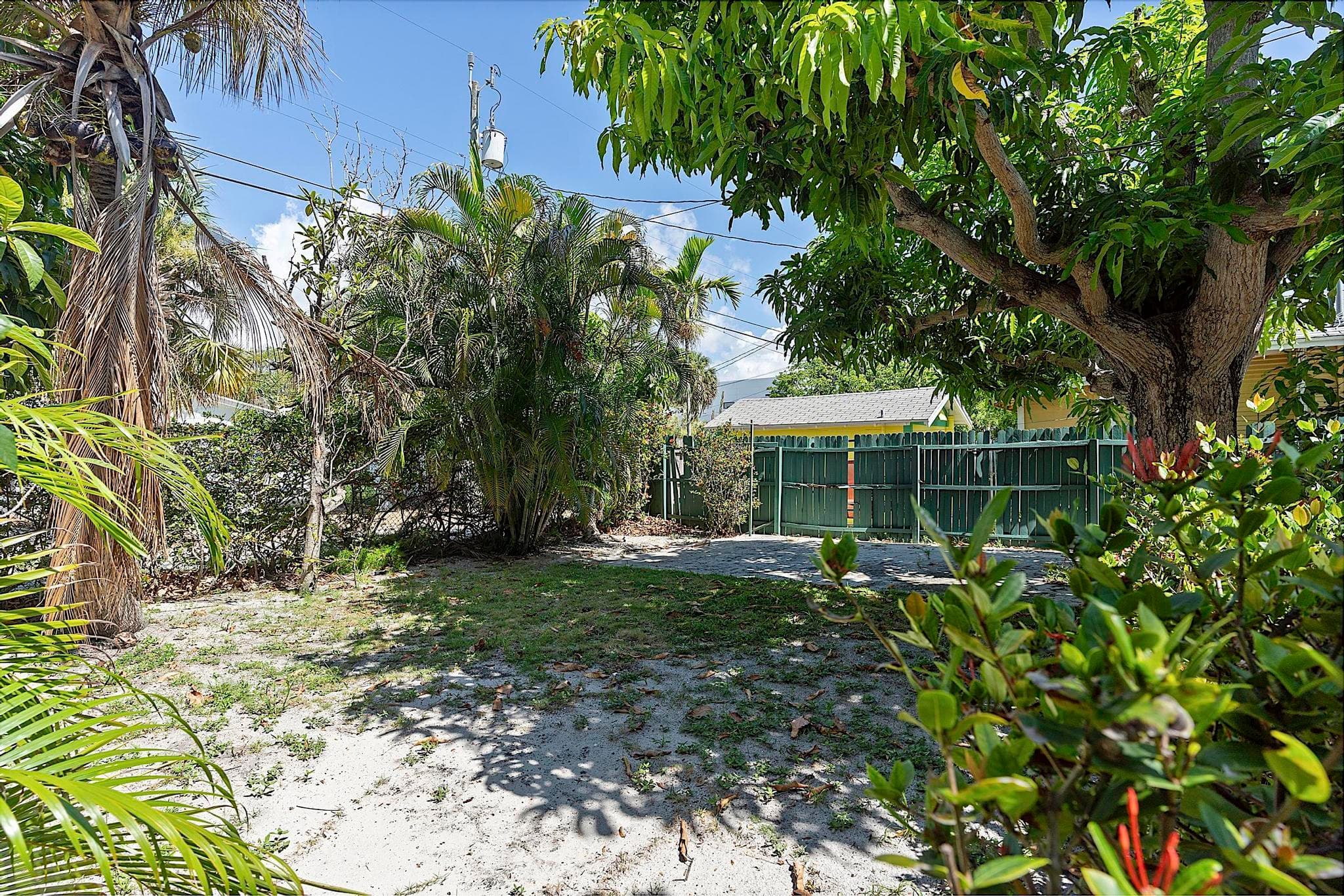 215 N M Street, Lake Worth Beach, FL 33460 — photo 49 of 54