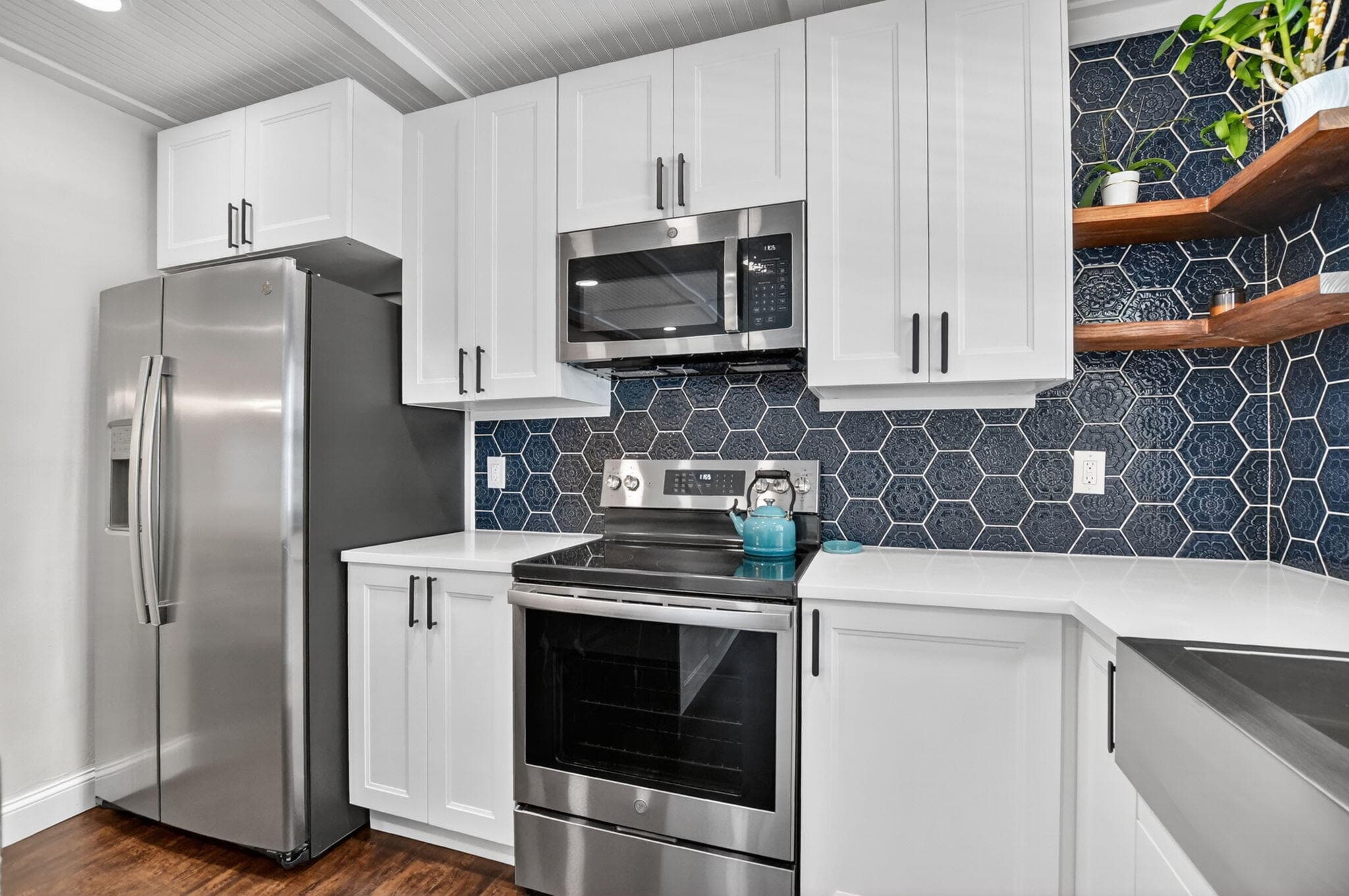 1207 SW 12th Avenue, Boca Raton, FL 33486 — photo 16 of 41