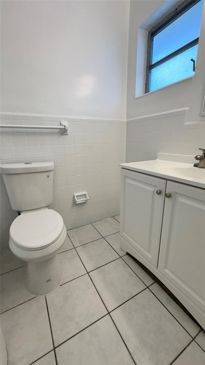 717 SE 16th Street 2, Fort Lauderdale, FL 33316 — photo 6 of 7