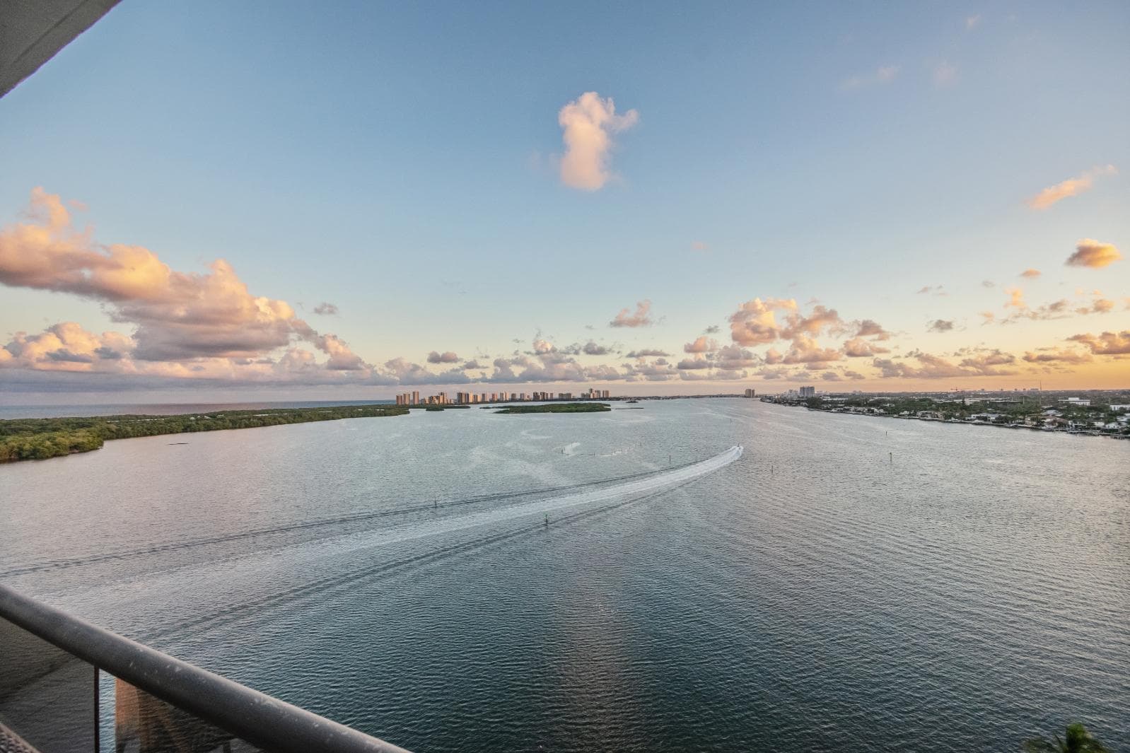 100 Lakeshore Drive 1755, North Palm Beach, FL 33408 — photo 1 of 97