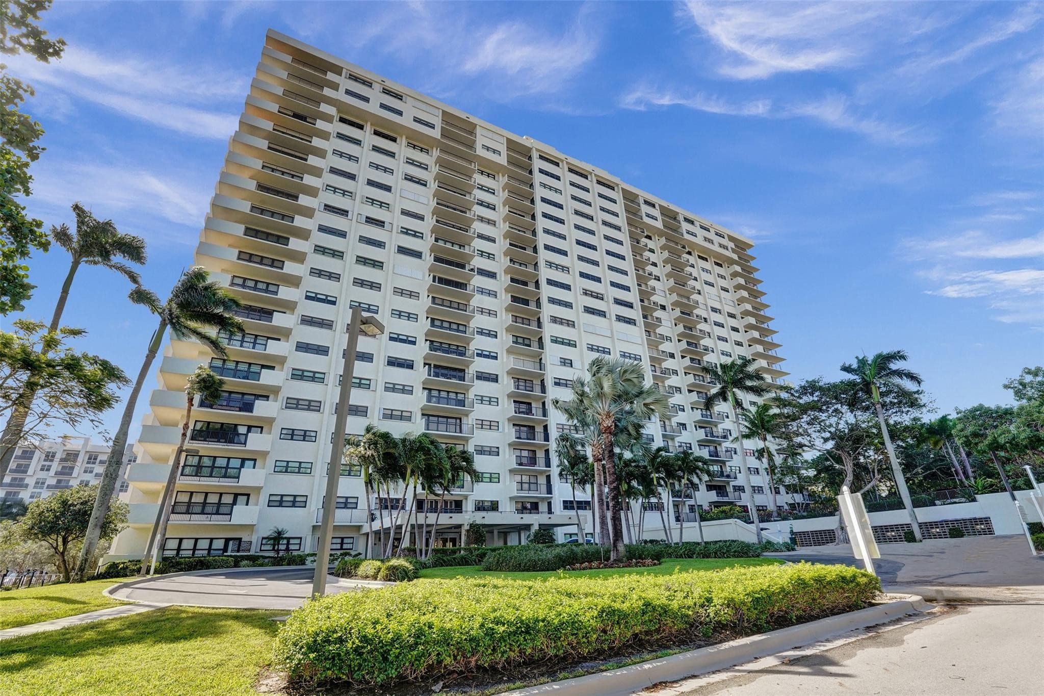 3200 Port Royale Drive N 905, Fort Lauderdale, FL 33308 — photo 2 of 49
