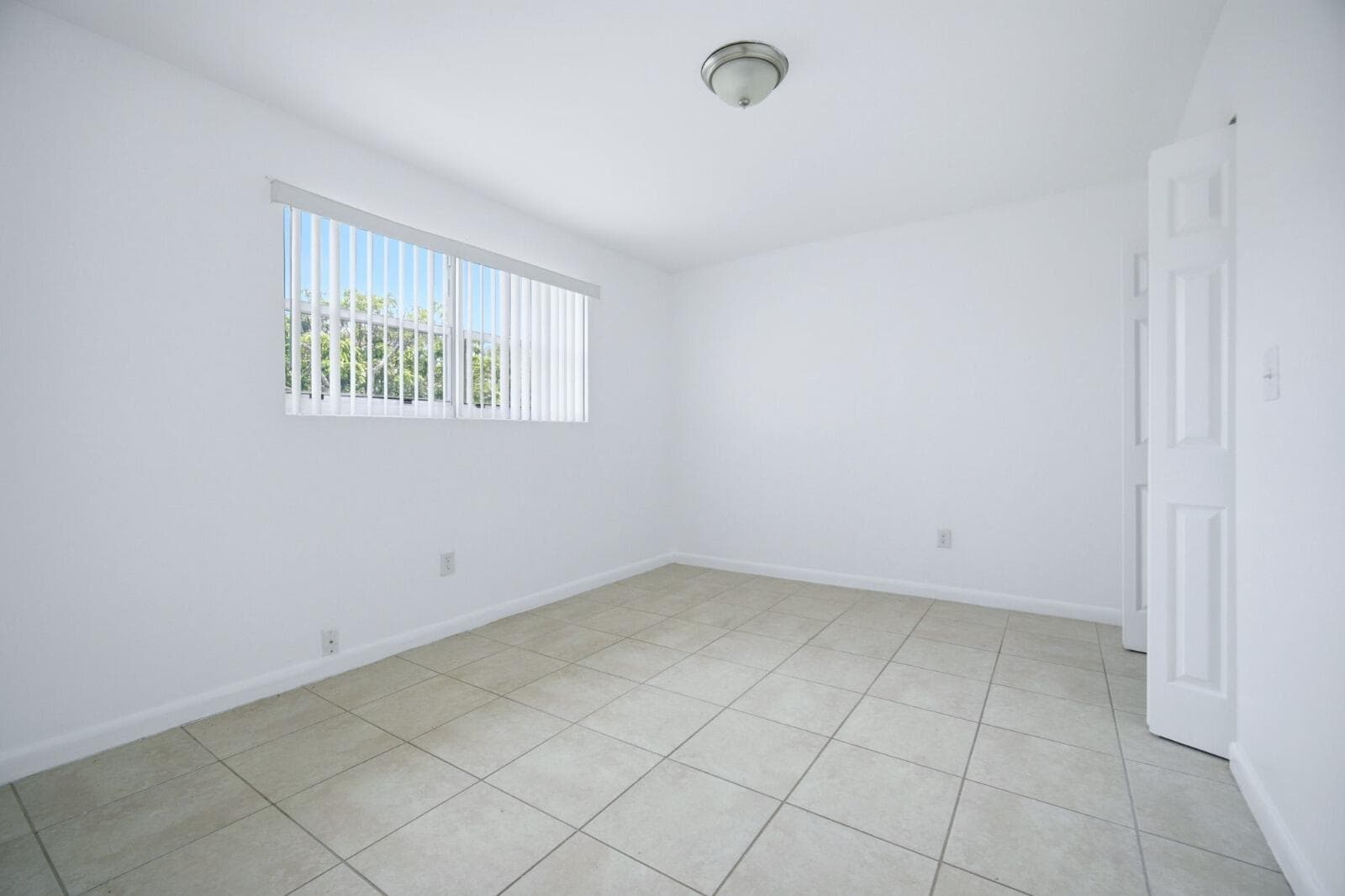 750 NW 56th Street 17, Miami, FL 33127 — photo 10 of 15