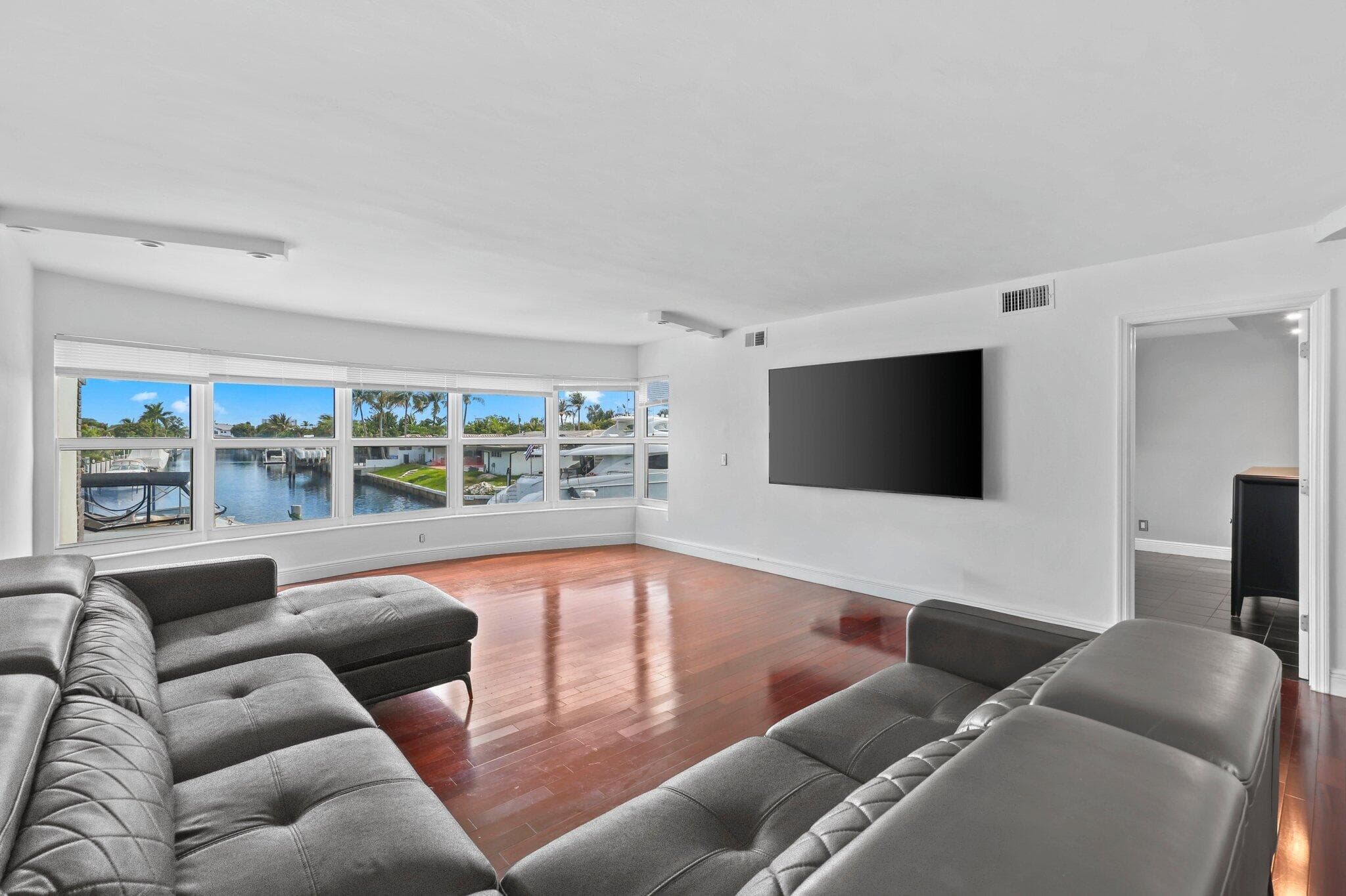 3121 NE 51st Street 204e, Fort Lauderdale, FL 33308 — photo 4 of 29