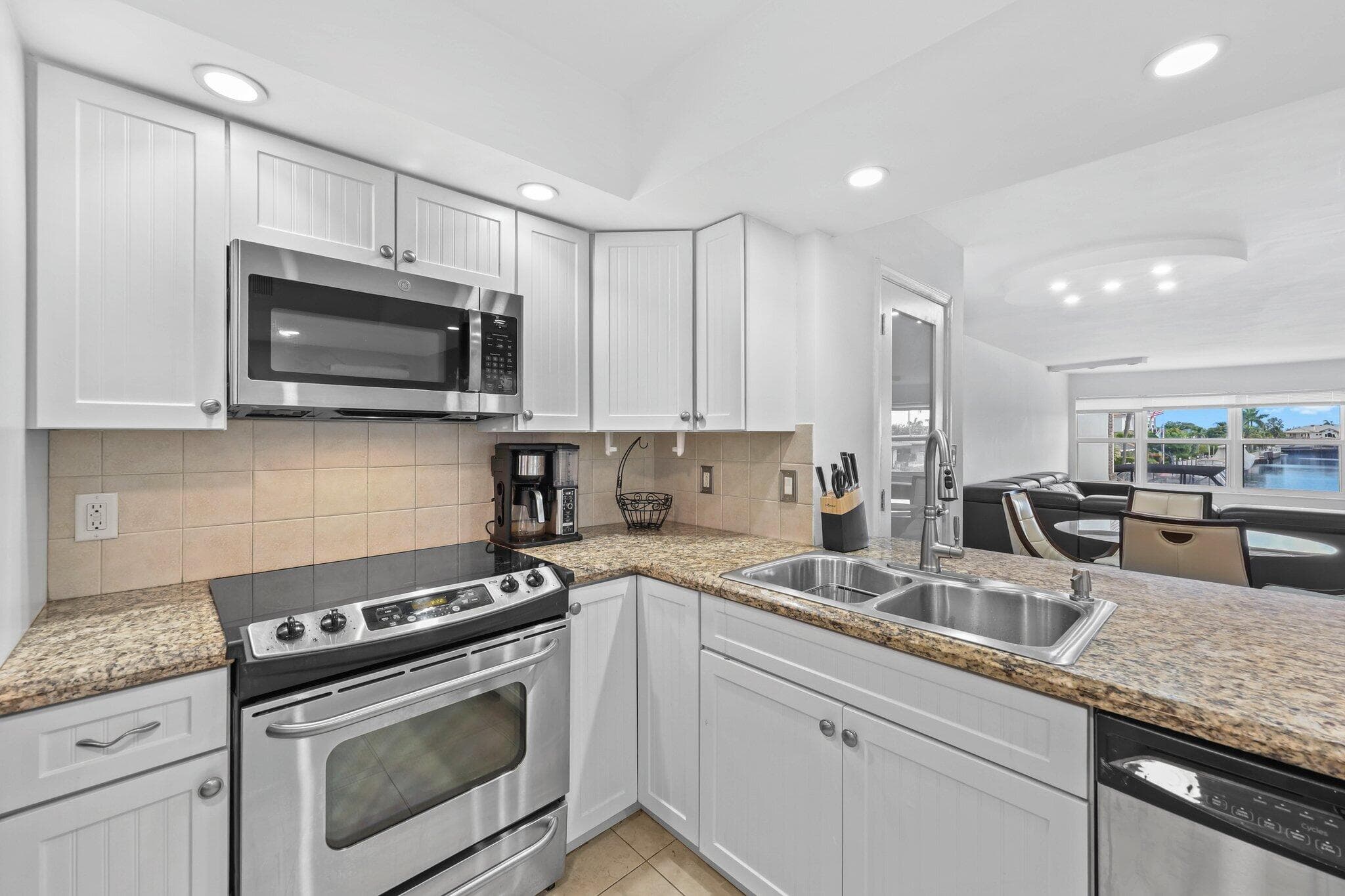 3121 NE 51st Street 204e, Fort Lauderdale, FL 33308 — photo 12 of 29