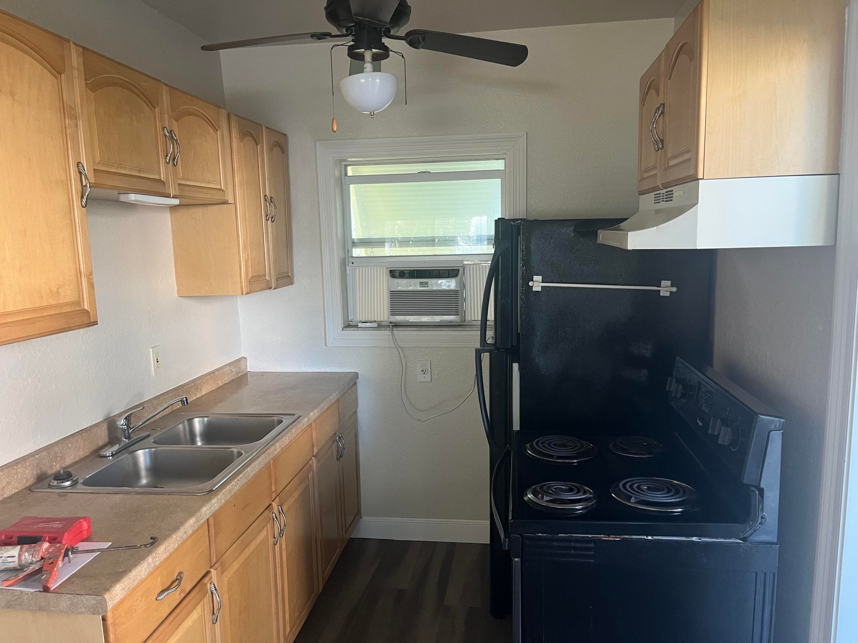 211 N A Street, Lake Worth Beach, FL 33460 — photo 11 of 15