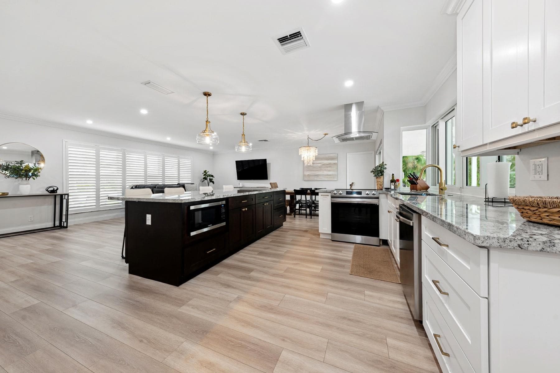 6241 NE 19th Terrace, Fort Lauderdale, FL 33308 — photo 11 of 30