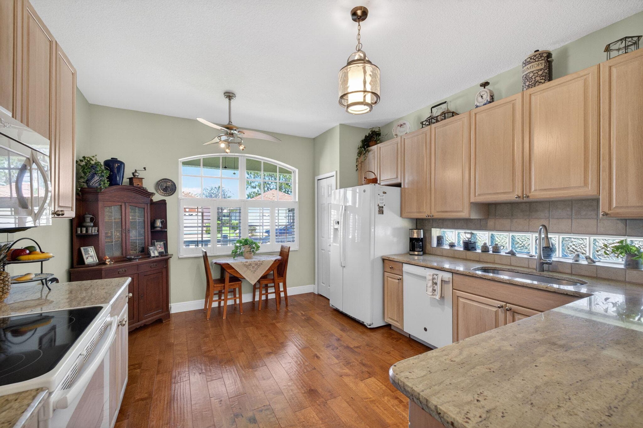 859 NW Sorrento Lane, Port St. Lucie, FL 34986 — photo 13 of 61