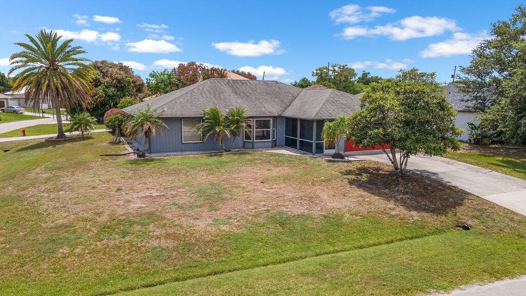 403 SW Cahoon Court, Port St. Lucie, FL 34953 — photo 3 of 32