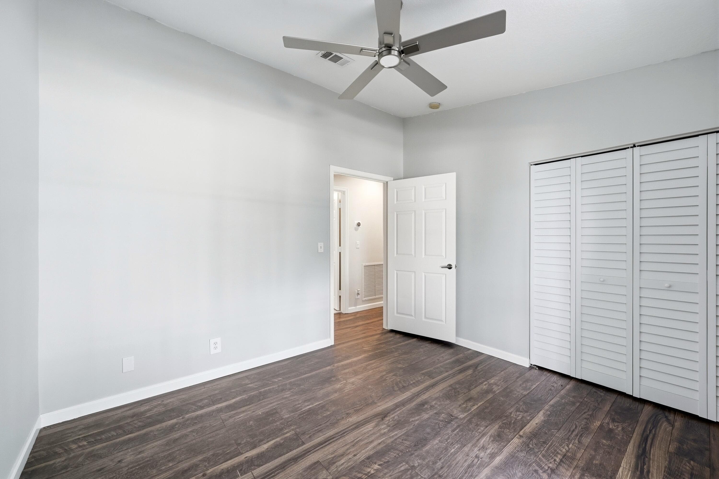 8464 Lagos De Campo Boulevard, Tamarac, FL 33321 — photo 18 of 43