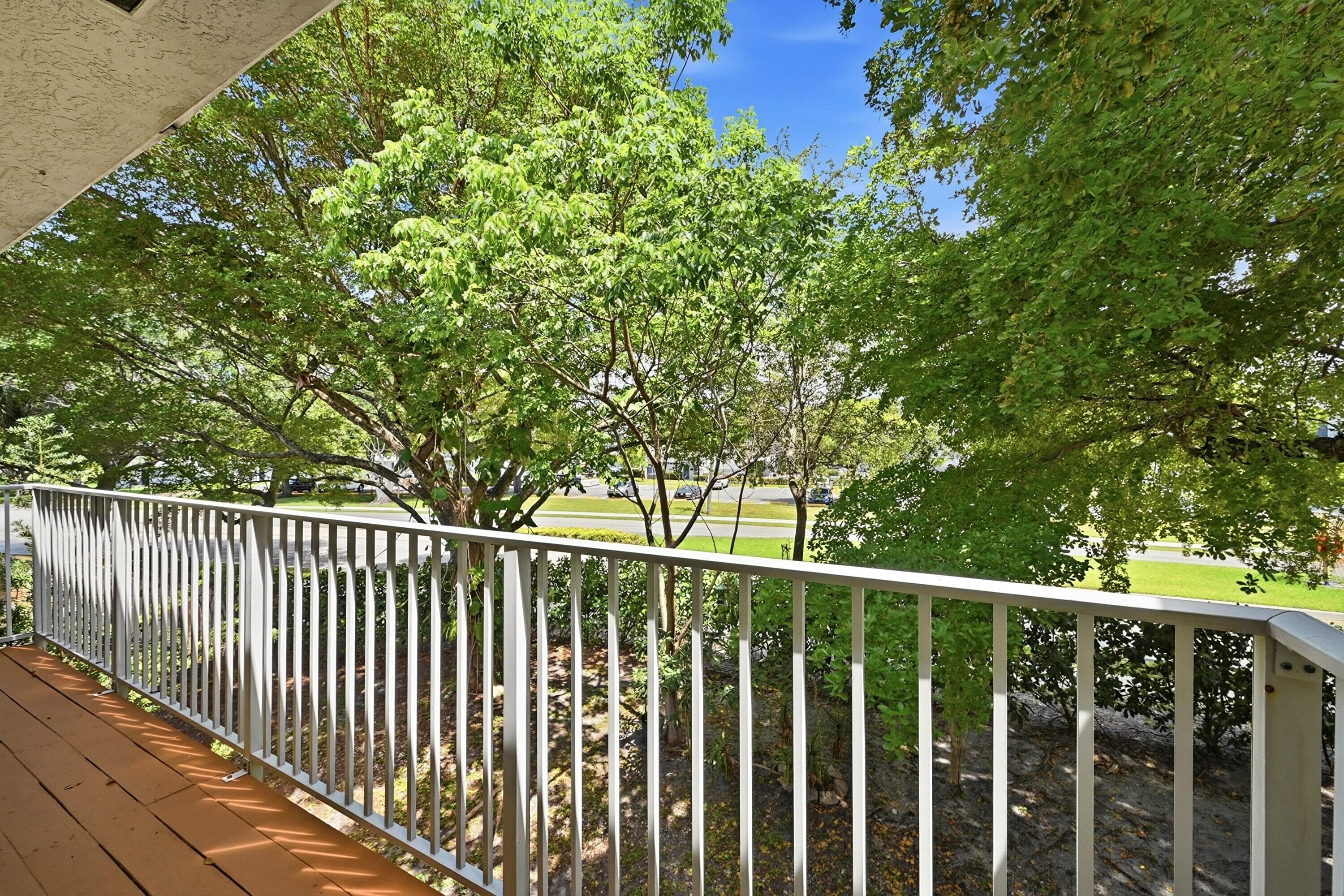 8464 Lagos De Campo Boulevard, Tamarac, FL 33321 — photo 19 of 43