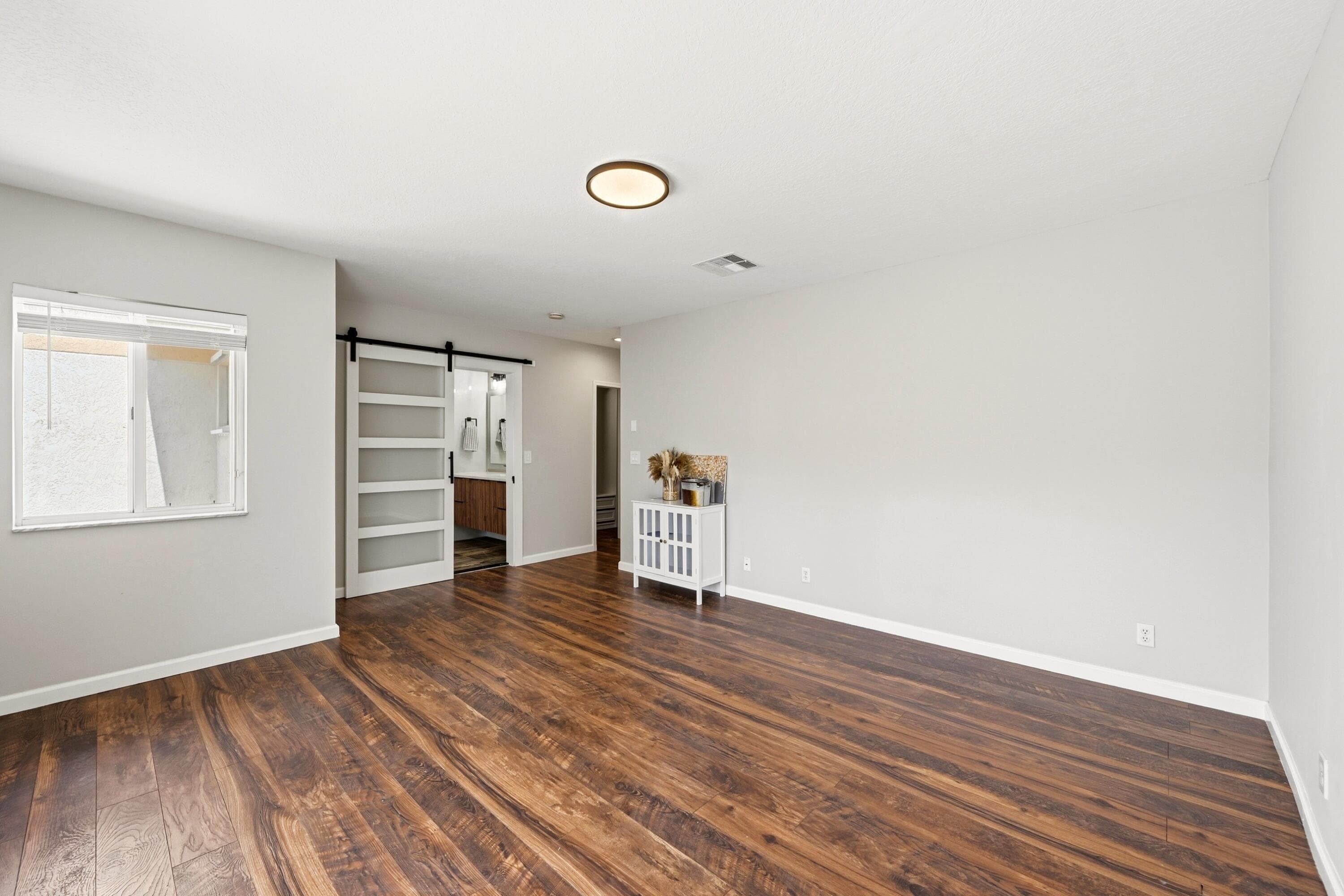 8464 Lagos De Campo Boulevard, Tamarac, FL 33321 — photo 30 of 43