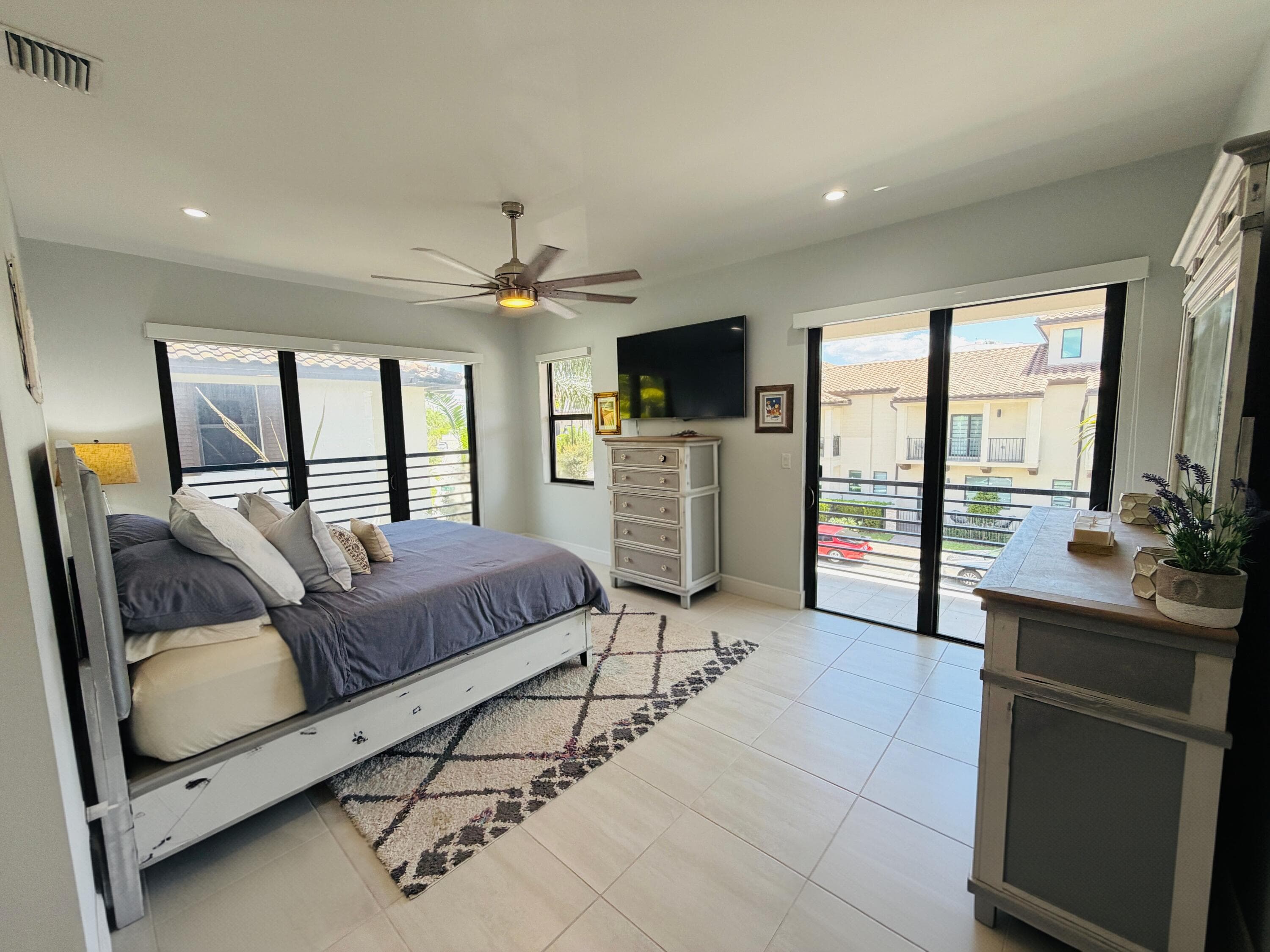 8288 NW 44th Terrace, Doral, FL 33166 — photo 28 of 68