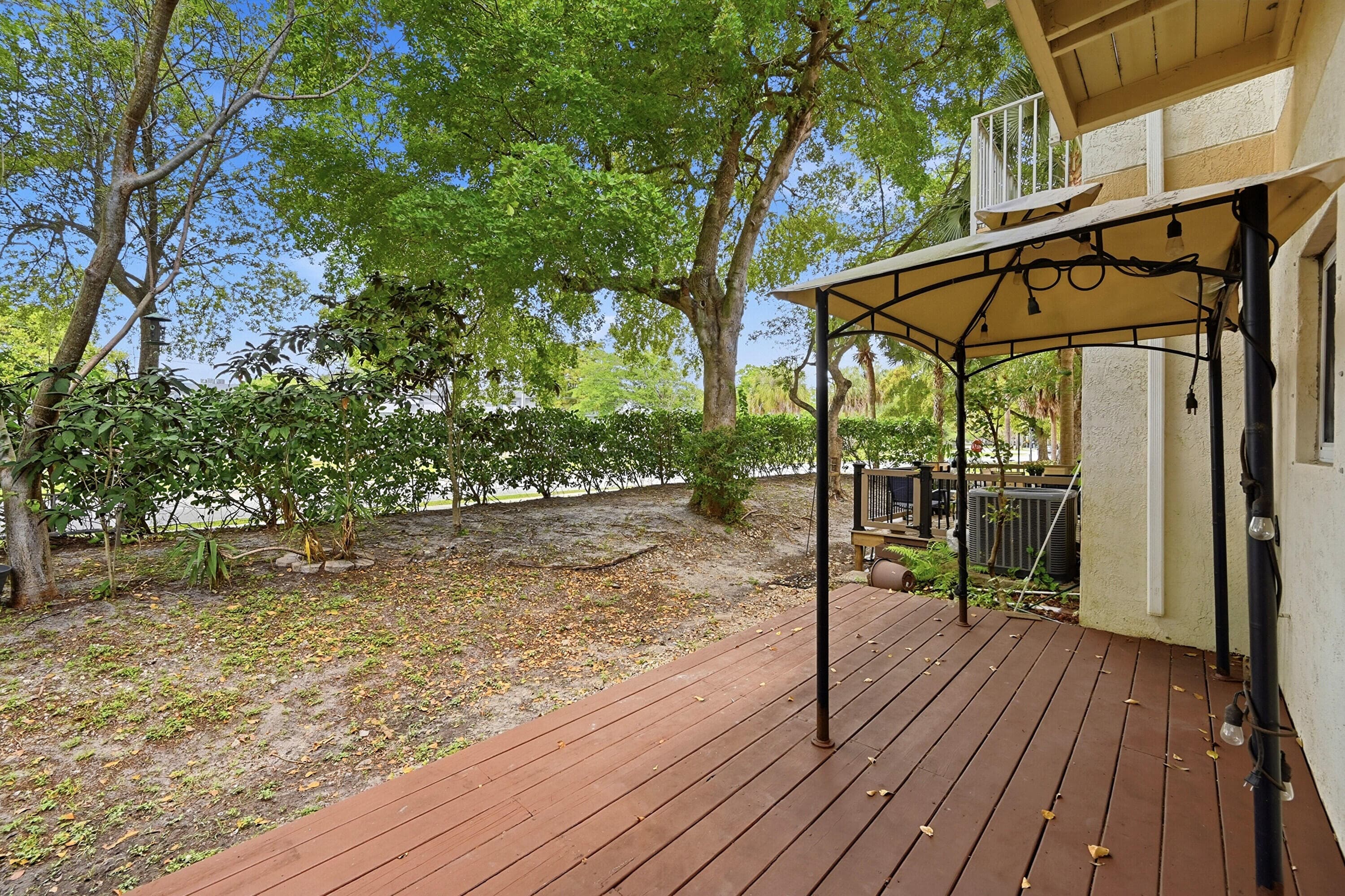 8464 Lagos De Campo Boulevard, Tamarac, FL 33321 — photo 38 of 43