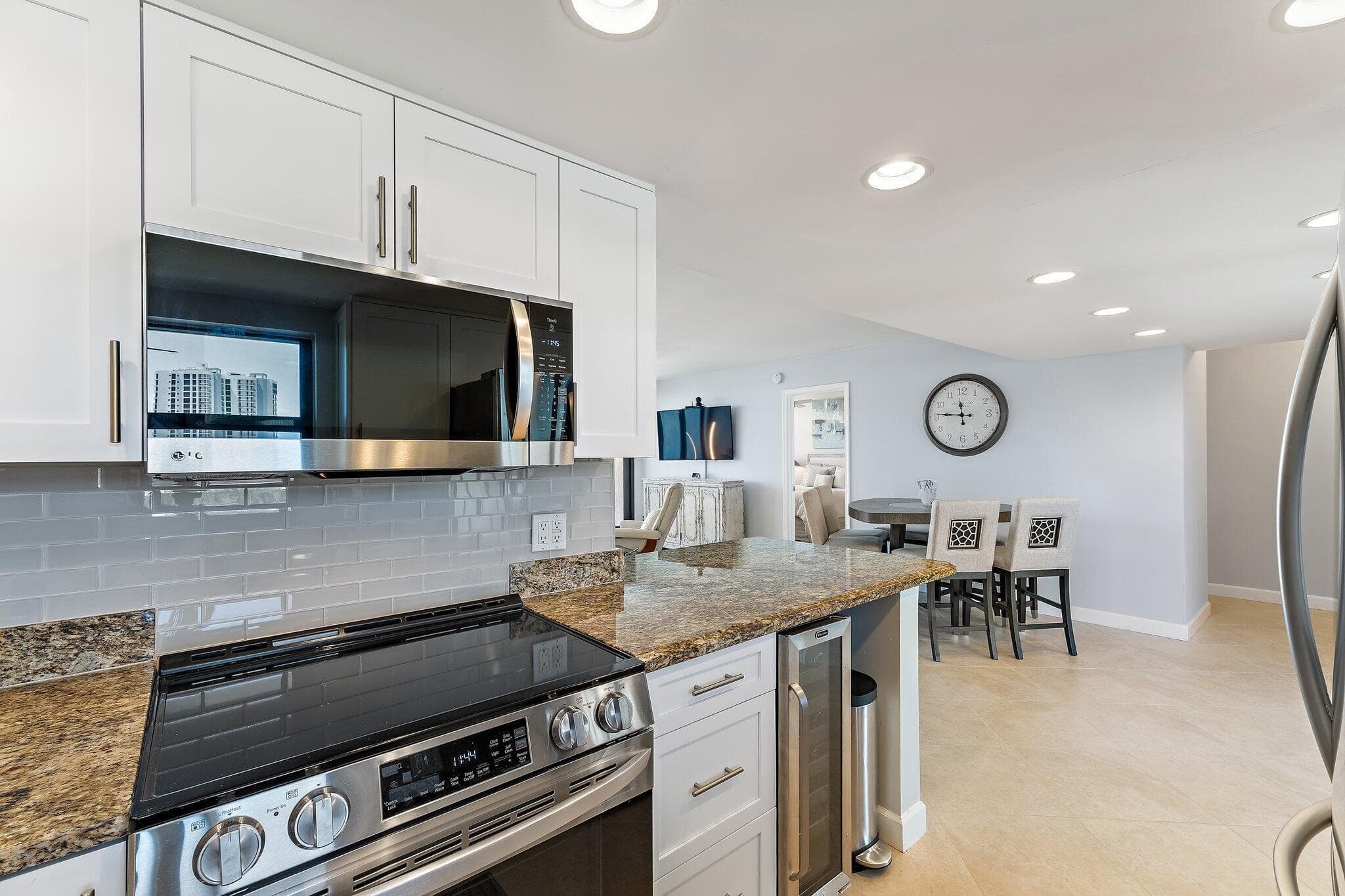 336 Golfview Road 619, North Palm Beach, FL 33408 — photo 12 of 57