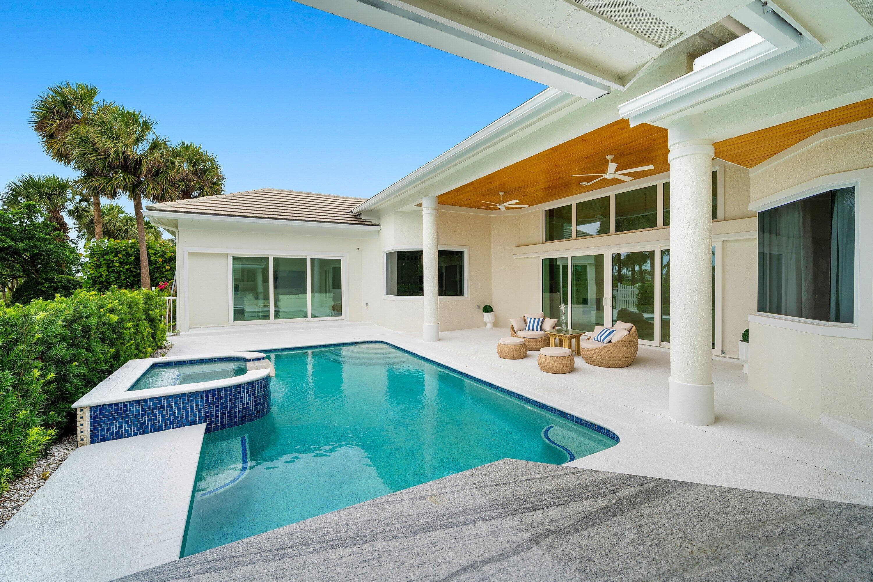 2925 SE Dune Drive, Hutchinson Island, FL 34996 — photo 40 of 97