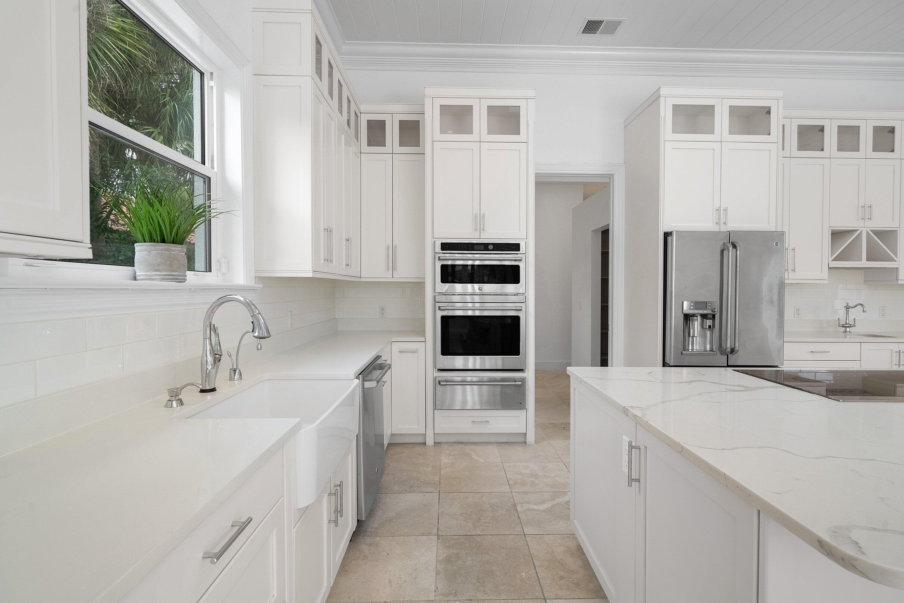 2925 SE Dune Drive, Hutchinson Island, FL 34996 — photo 13 of 97