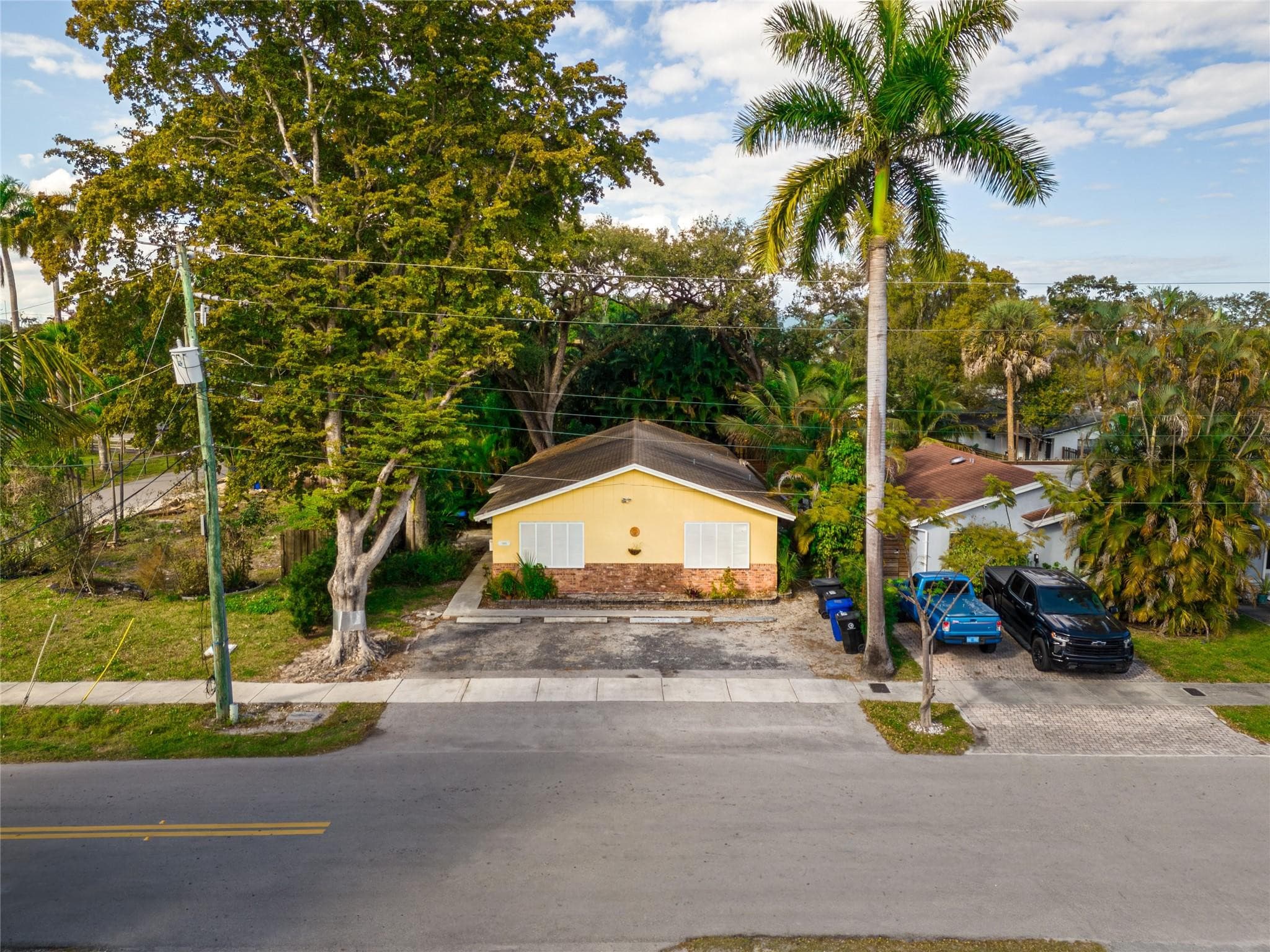 1841 SW 22nd Street A, Fort Lauderdale, FL 33315 — photo 1 of 8