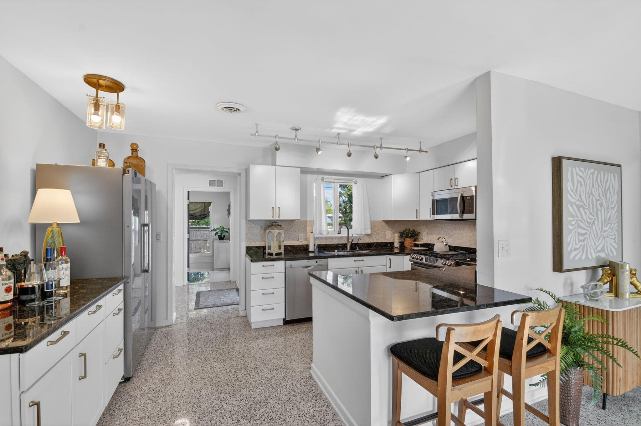1426 N K Street, Lake Worth, FL 33460 — photo 8 of 18
