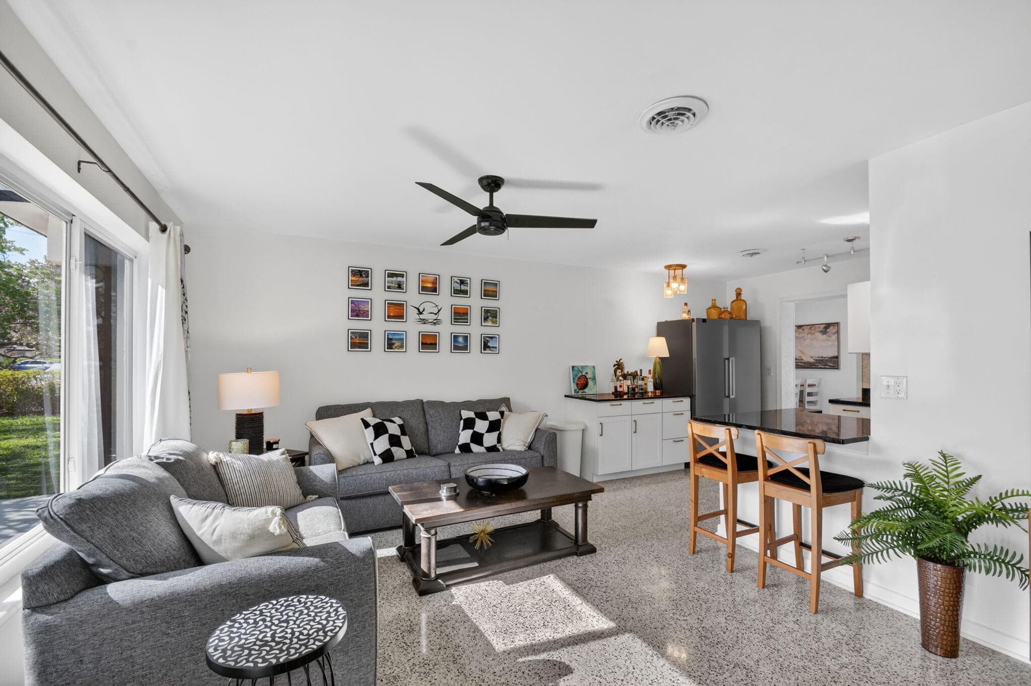 1426 N K Street, Lake Worth, FL 33460 — photo 5 of 18