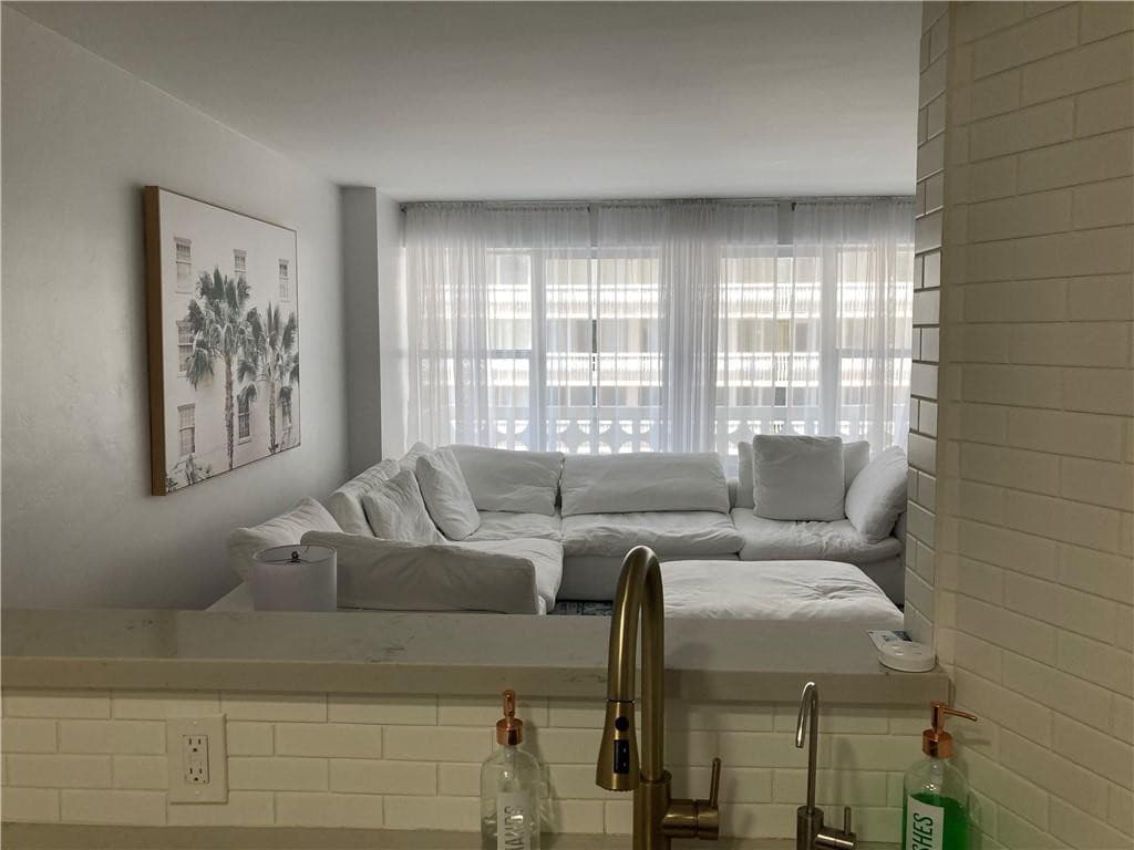 4010 N Galt Ocean Drive 414, Fort Lauderdale, FL 33308 — photo 10 of 22