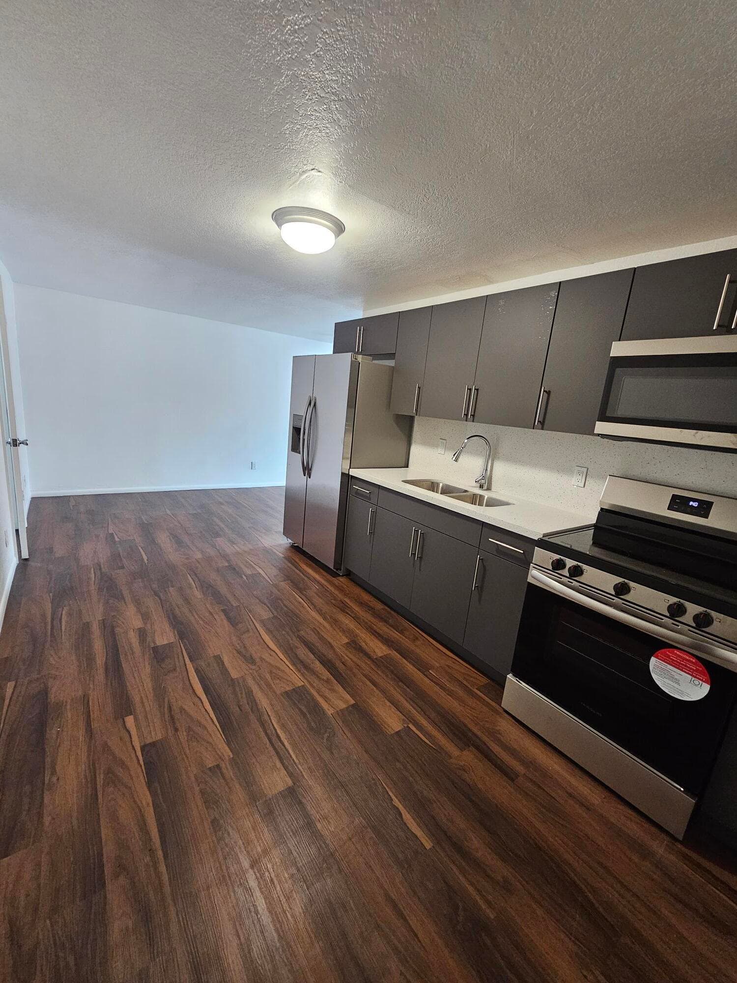 148 W 14th Street 2, Riviera Beach, FL 33404 — photo 1 of 6