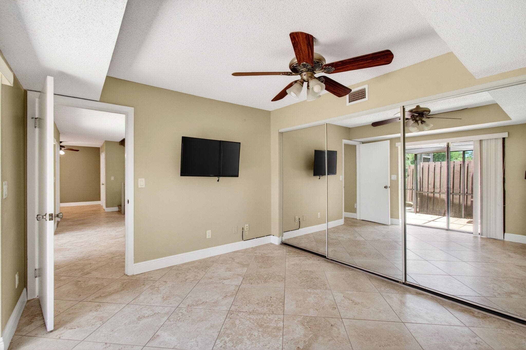 8377 Boca Rio Drive, Boca Raton, FL 33433 — photo 16 of 48