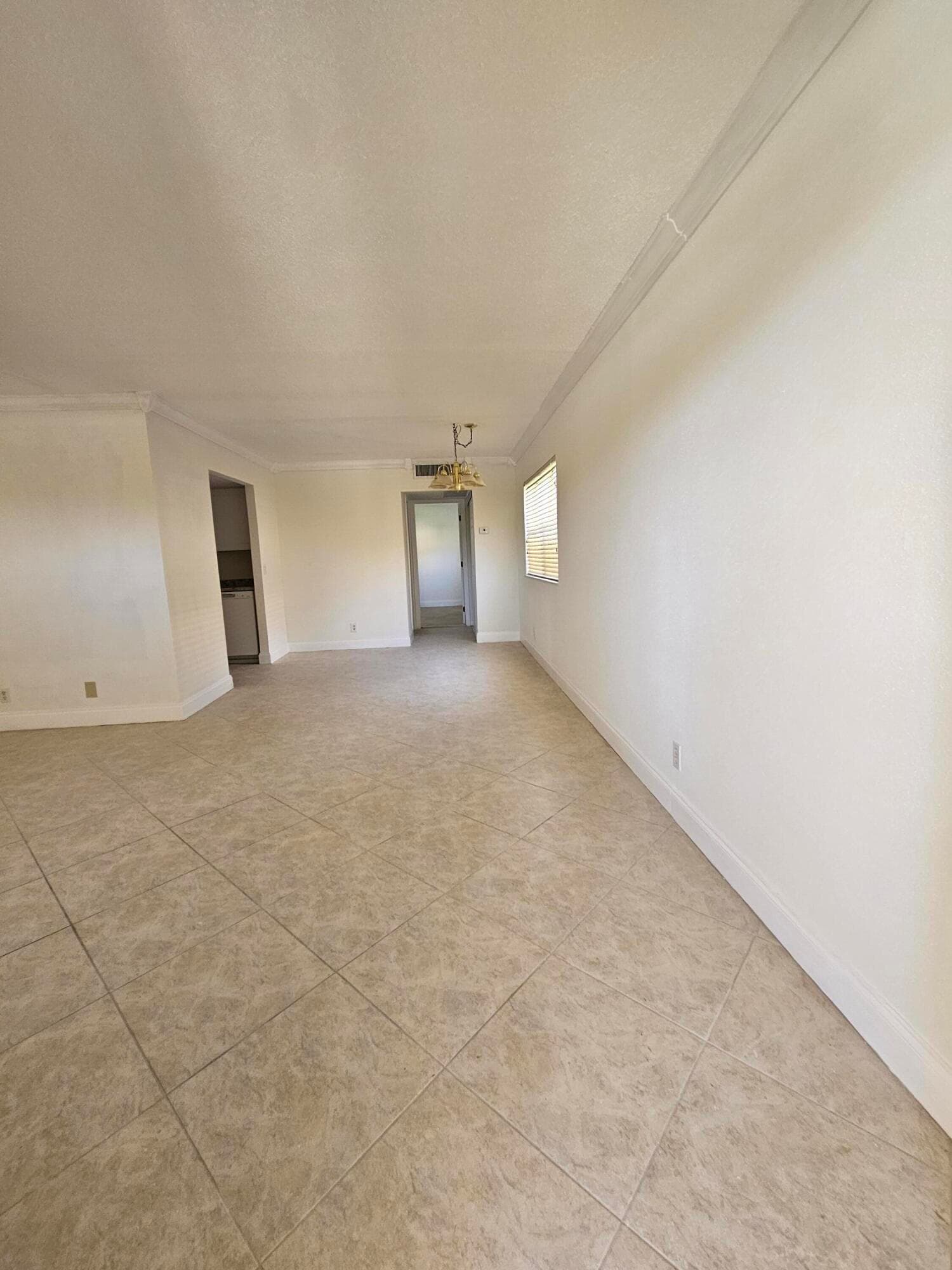 211 E Saxony Lane 211, Delray Beach, FL 33446 — photo 3 of 18