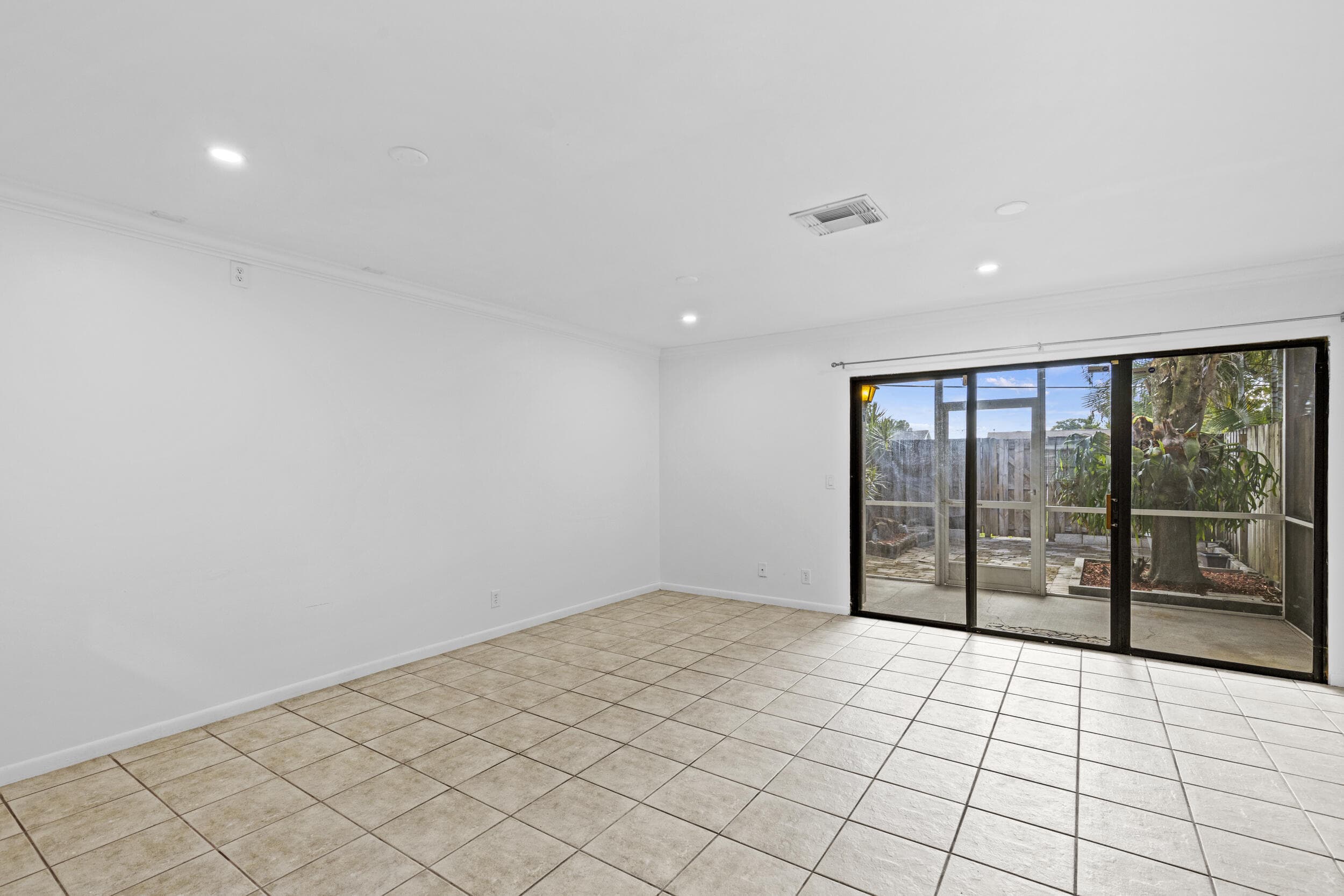 814 Hill Drive C, West Palm Beach, FL 33415 — photo 13 of 31