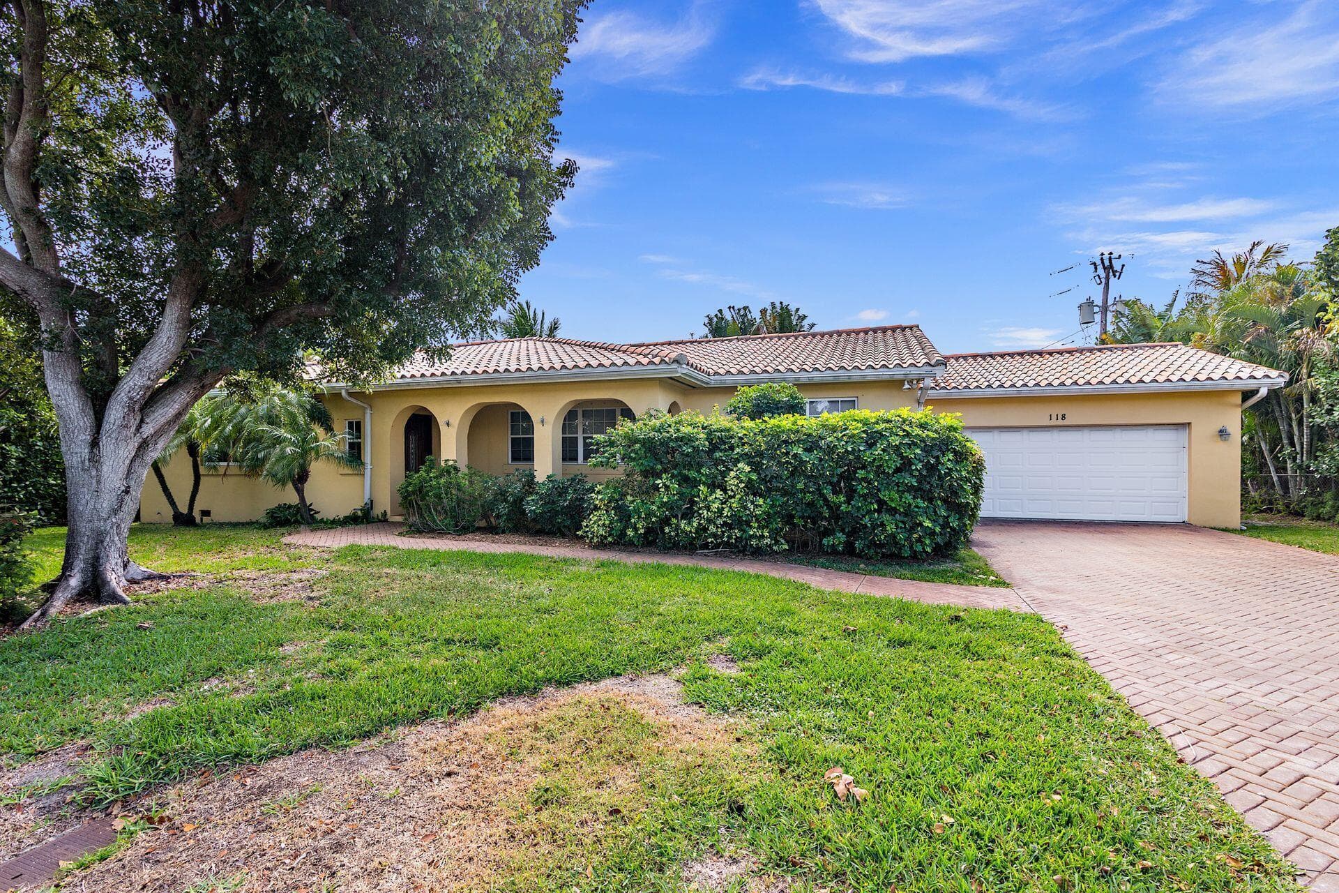 118 Linda Lane, West Palm Beach, FL 33405 — photo 3 of 17