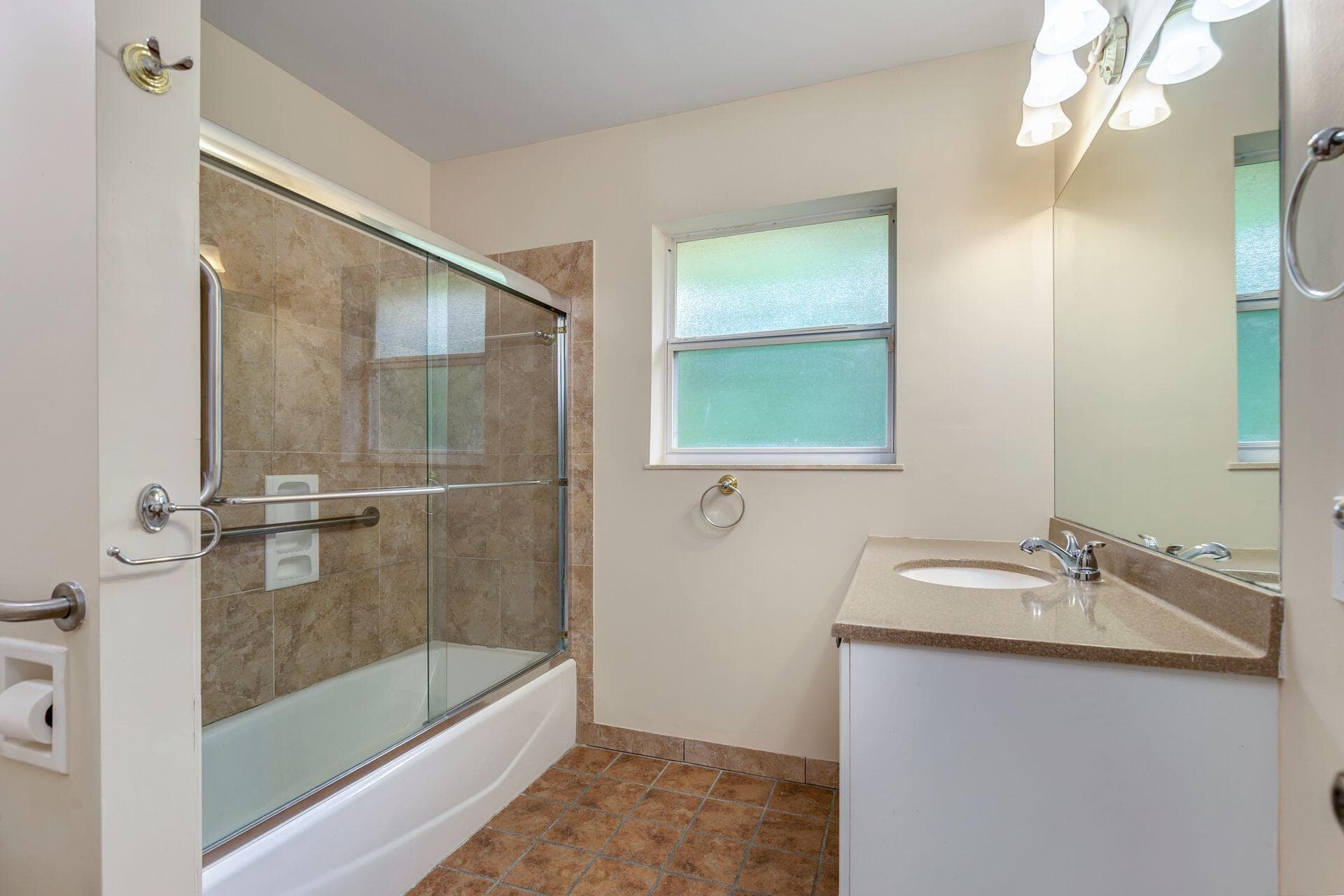 118 Linda Lane, West Palm Beach, FL 33405 — photo 12 of 17