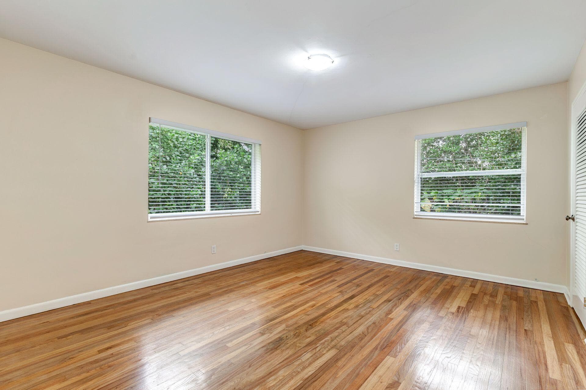118 Linda Lane, West Palm Beach, FL 33405 — photo 13 of 17