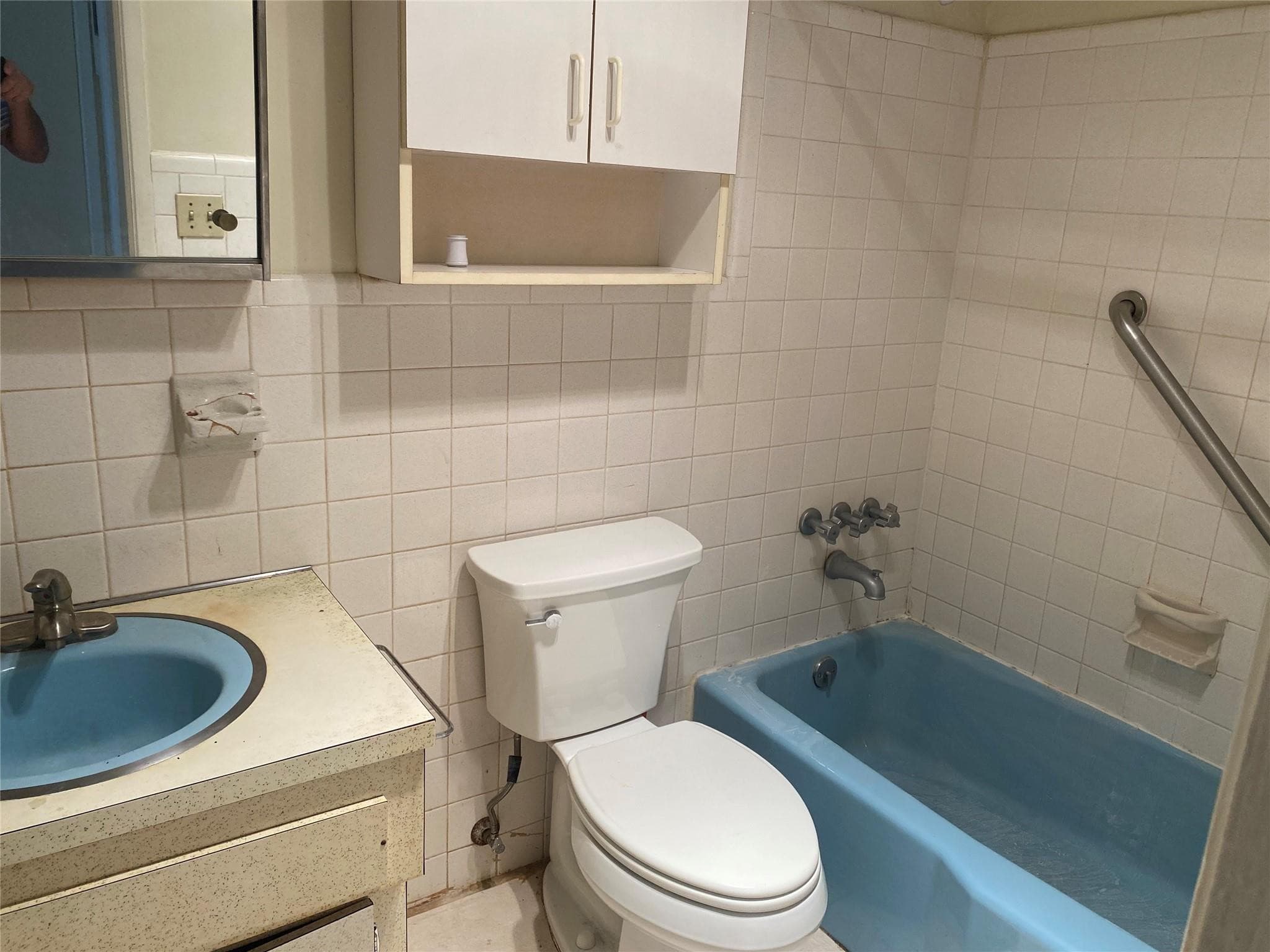 1812 E Oakland Park Boulevard 19, Oakland Park, FL 33306 — photo 5 of 7