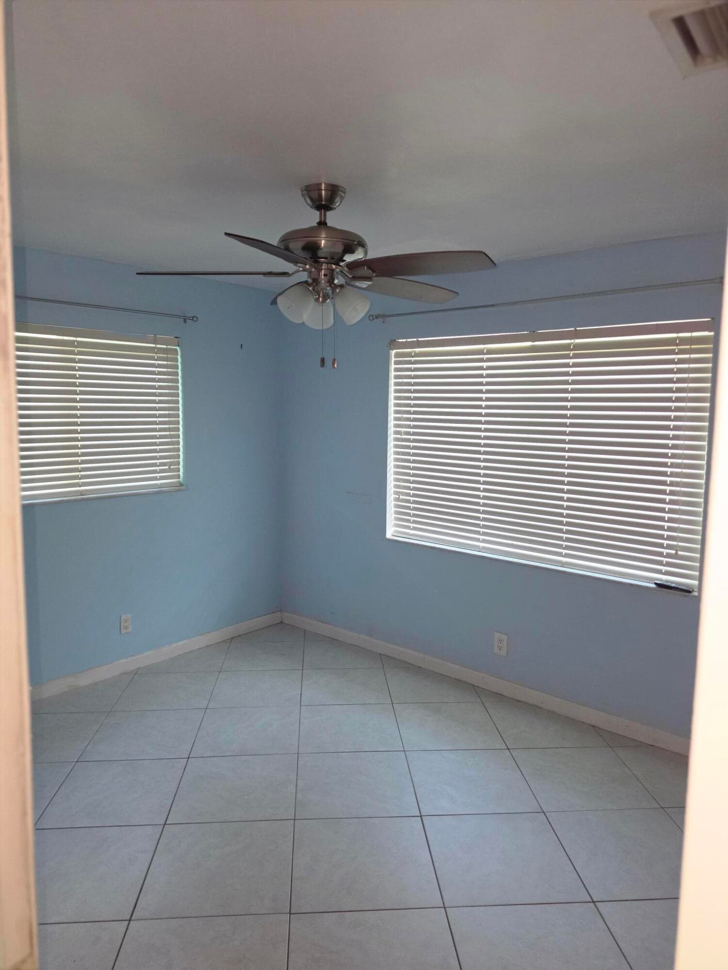 4717 NW 58th Street, Tamarac, FL 33319 — photo 7 of 14