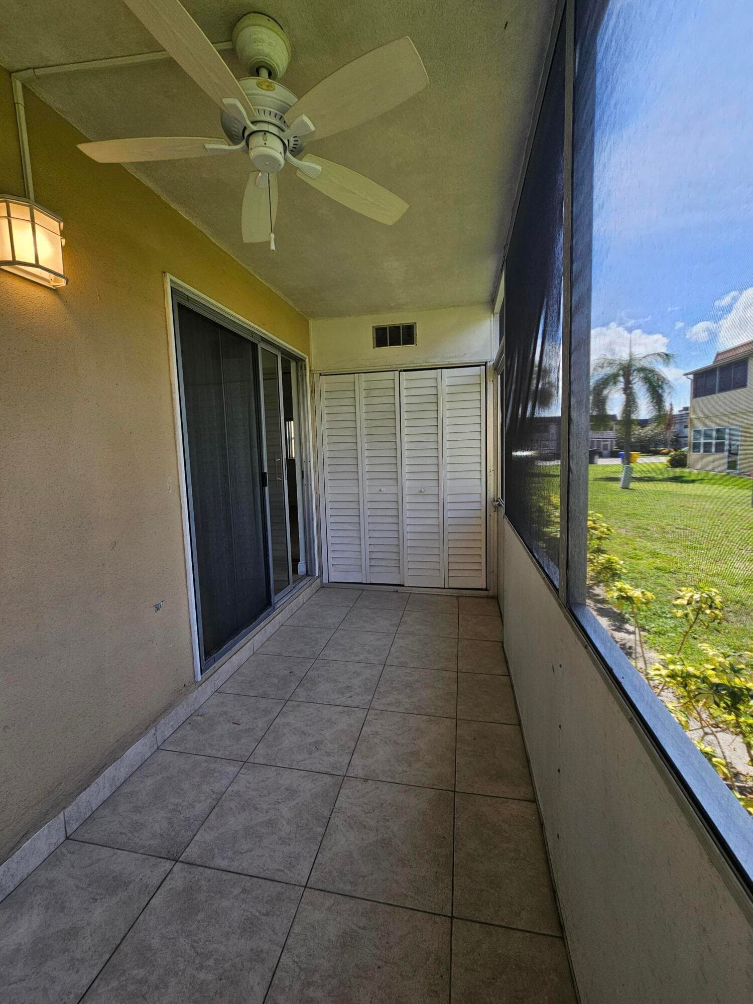 211 E Saxony Lane 211, Delray Beach, FL 33446 — photo 15 of 18