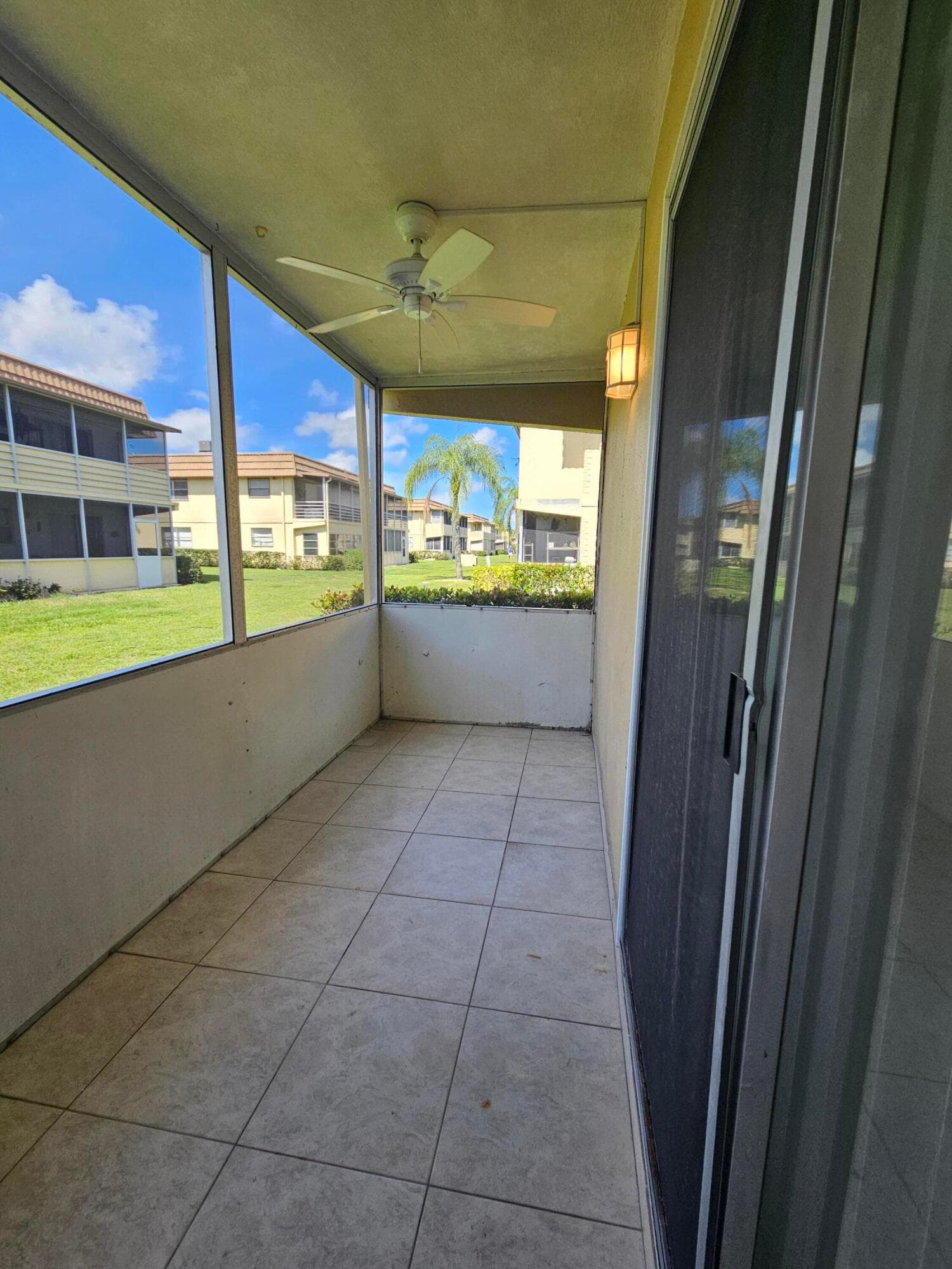 211 E Saxony Lane 211, Delray Beach, FL 33446 — photo 13 of 18