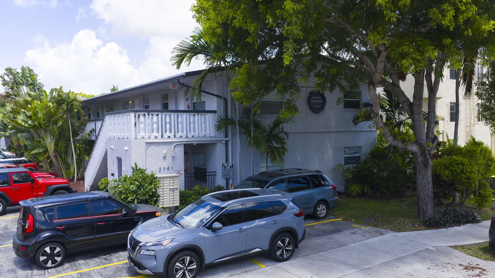 2741 NE 8th Avenue 15, Wilton Manors, FL 33334 — photo 17 of 28