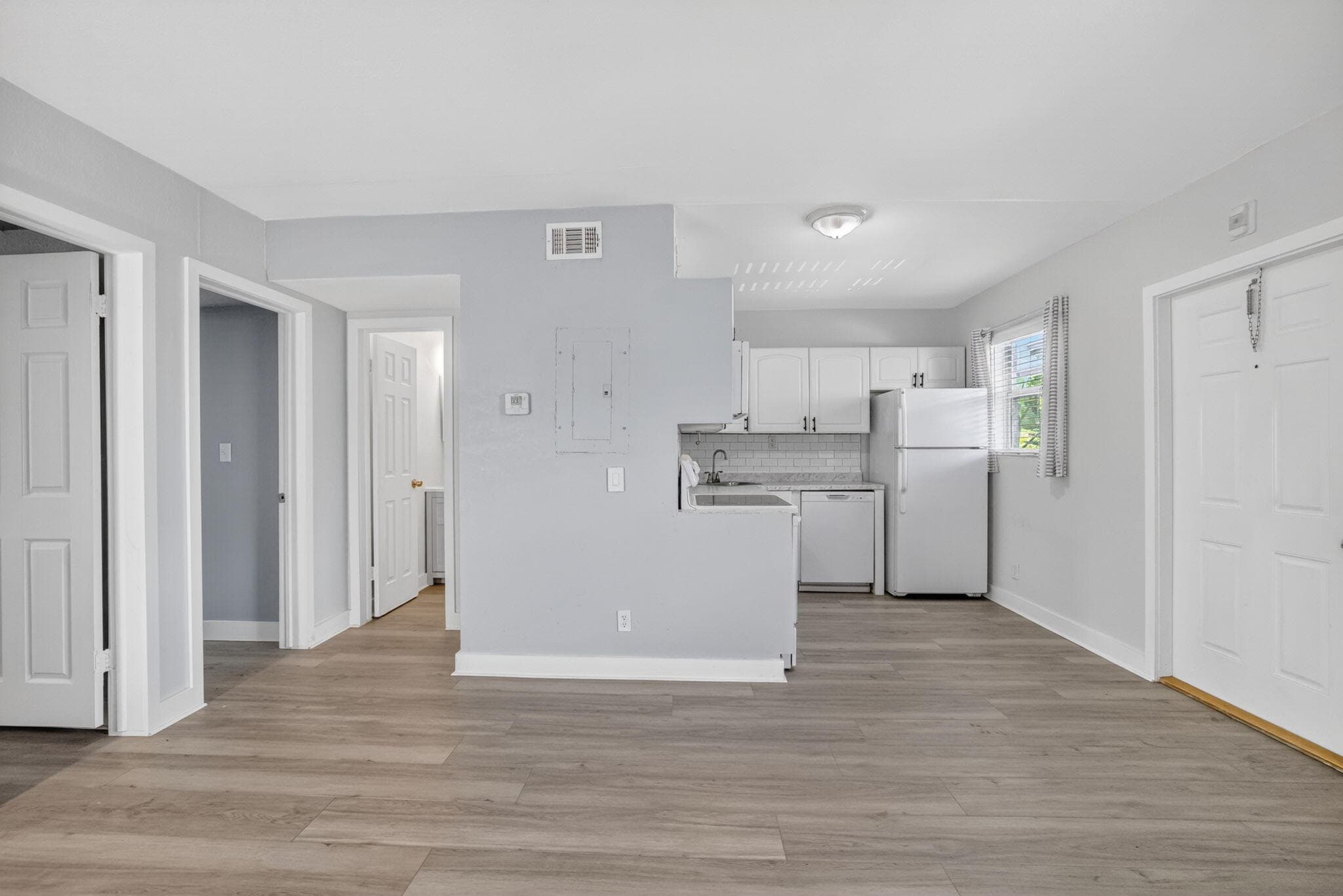 2741 NE 8th Avenue 15, Wilton Manors, FL 33334 — photo