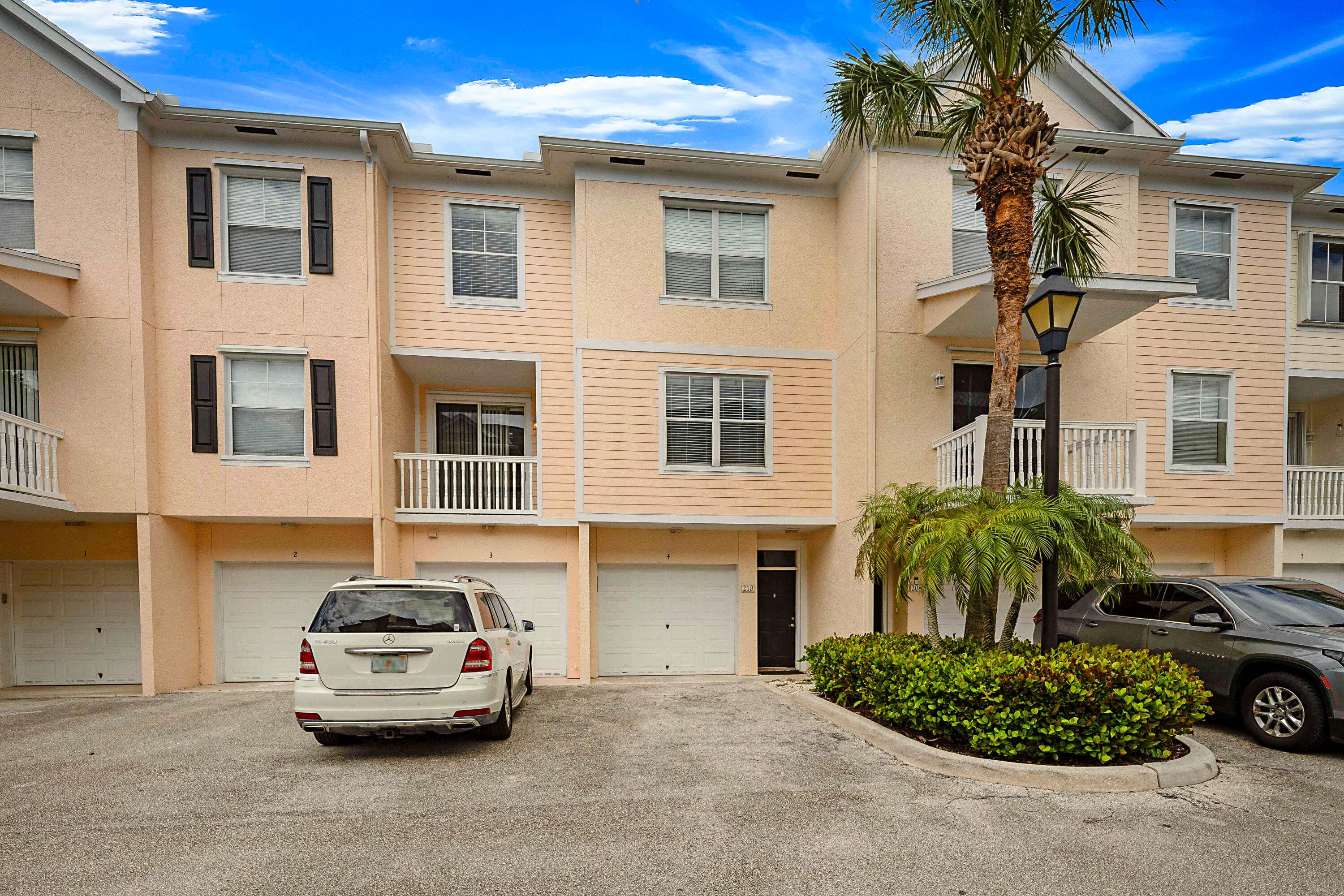 155 Galicia Way 210, Jupiter, FL 33458 — photo 3 of 27