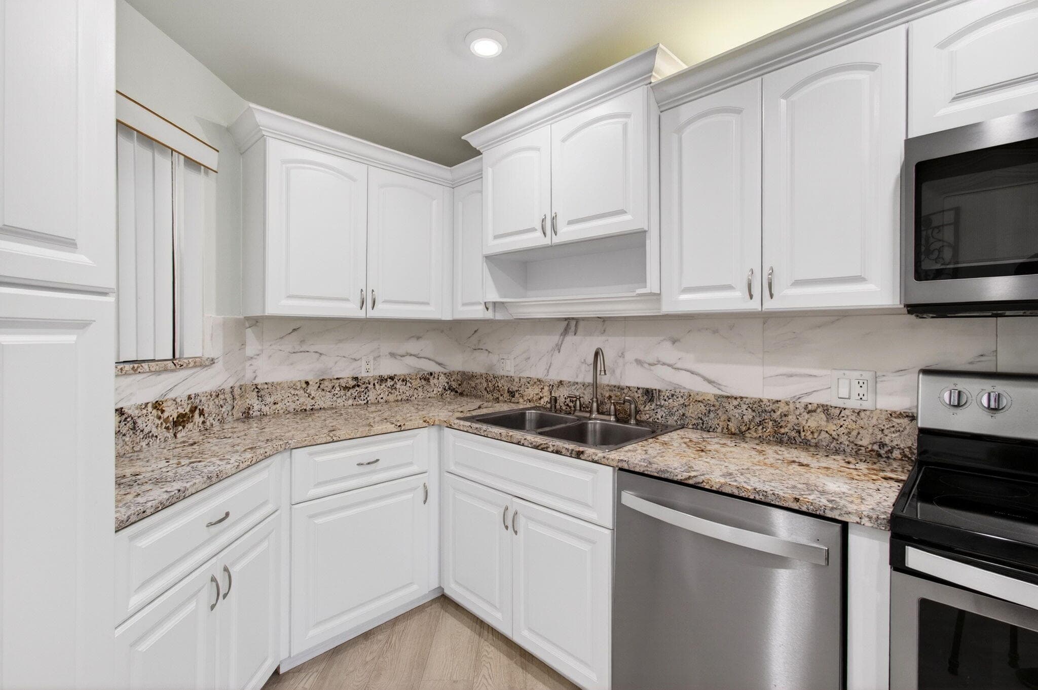 5750 Camino Del Sol 201, Boca Raton, FL 33433 — photo 16 of 83