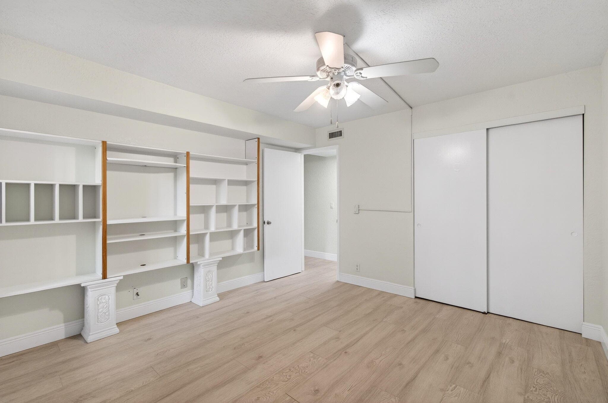 5750 Camino Del Sol 201, Boca Raton, FL 33433 — photo 37 of 83