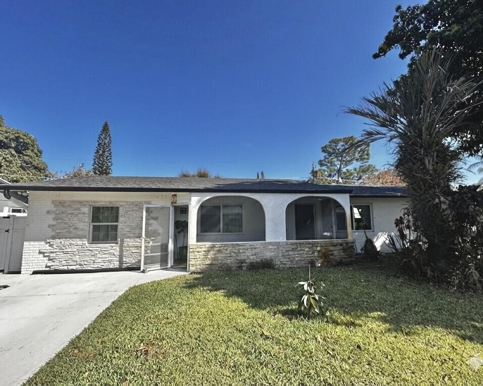 1301 SE Sandpiper Lane, Stuart, FL 34996 — photo