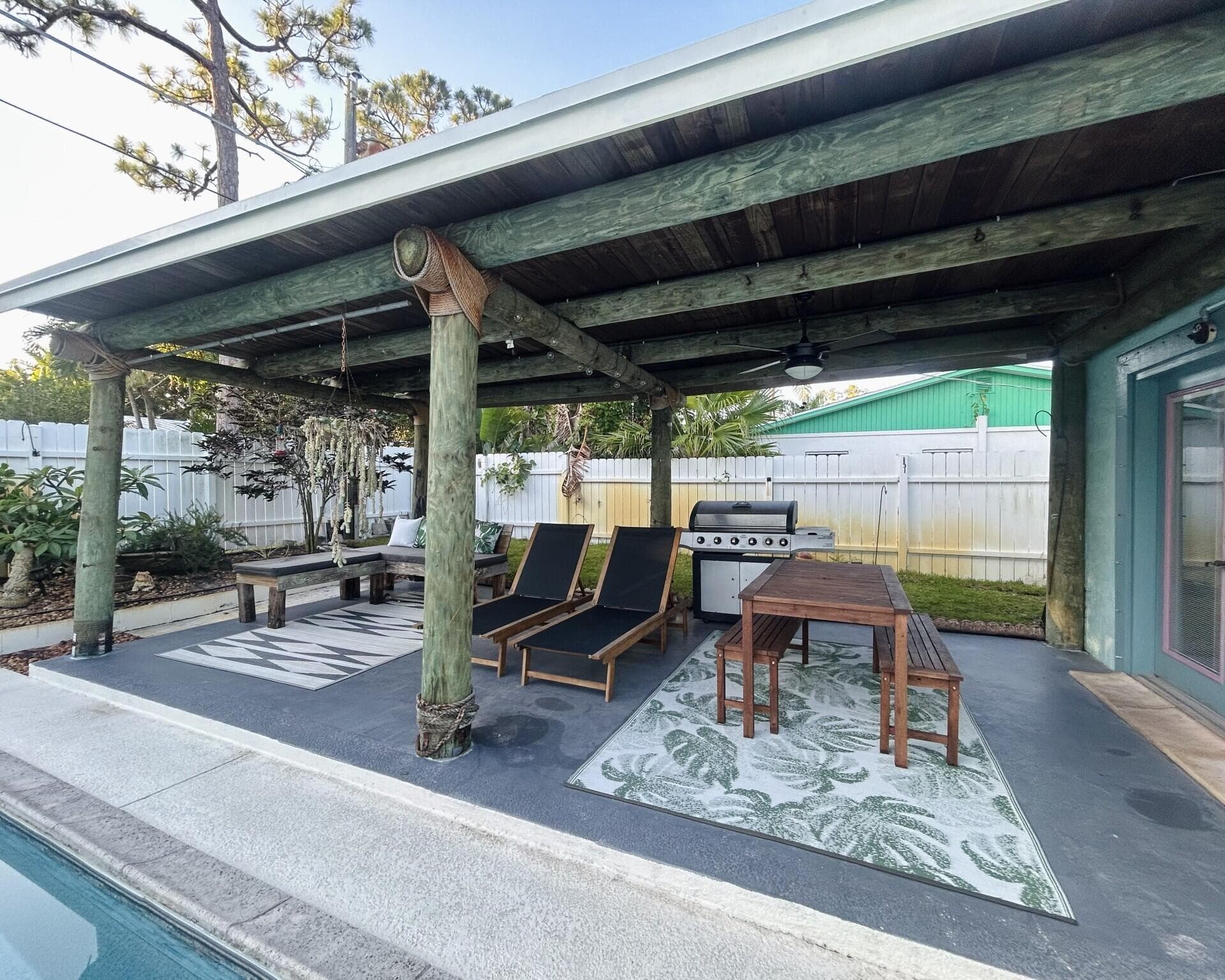 1301 SE Sandpiper Lane, Stuart, FL 34996 — photo 4 of 32