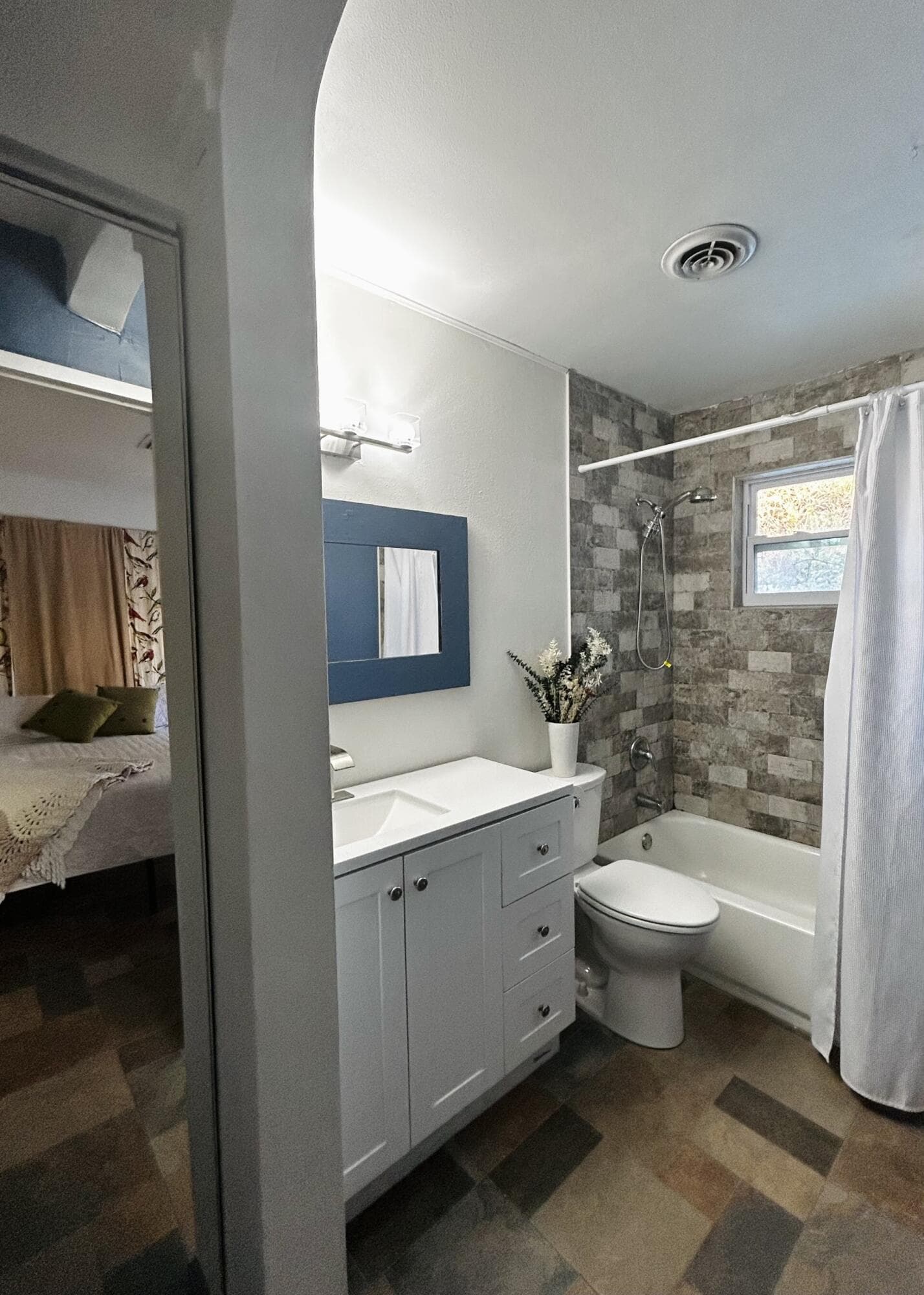 1301 SE Sandpiper Lane, Stuart, FL 34996 — photo 18 of 32